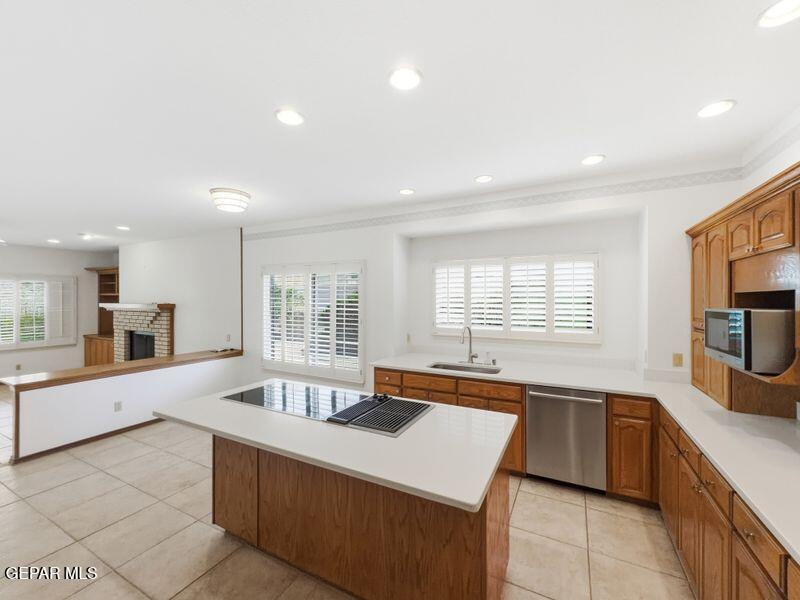 1092 Thunderbird Drive Property Photo 12