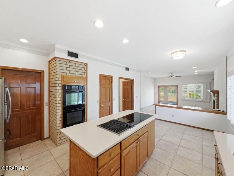 1092 Thunderbird Drive Property Photo 13