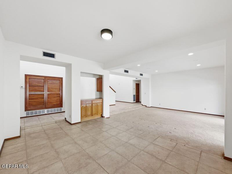 1092 Thunderbird Drive Property Photo 14