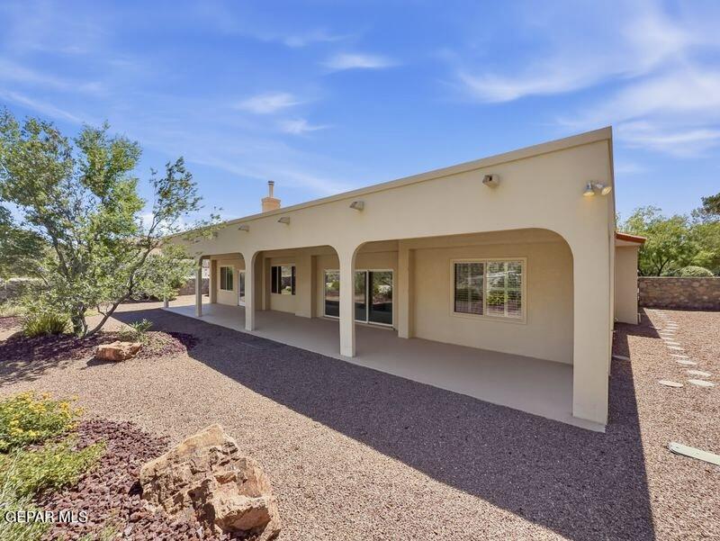 1092 Thunderbird Drive Property Photo 46