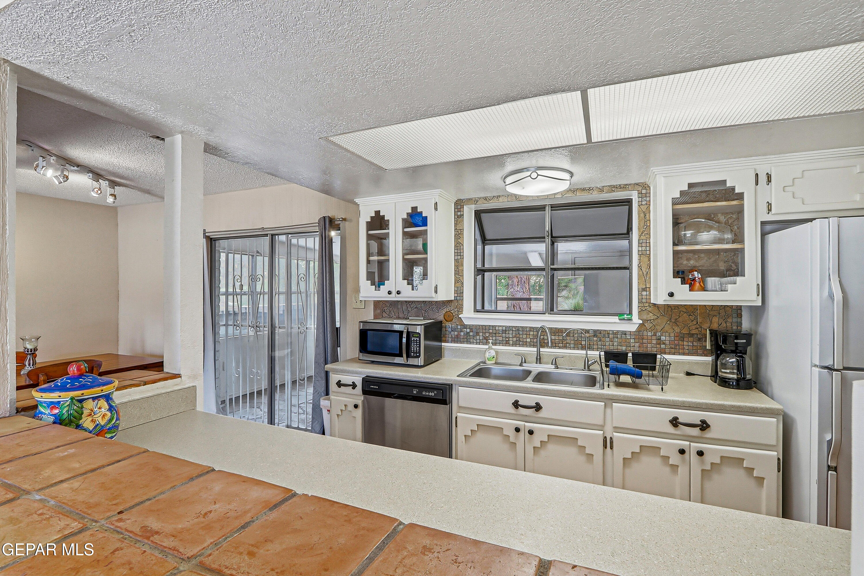 130 S Apache Gold Loop Property Photo 11