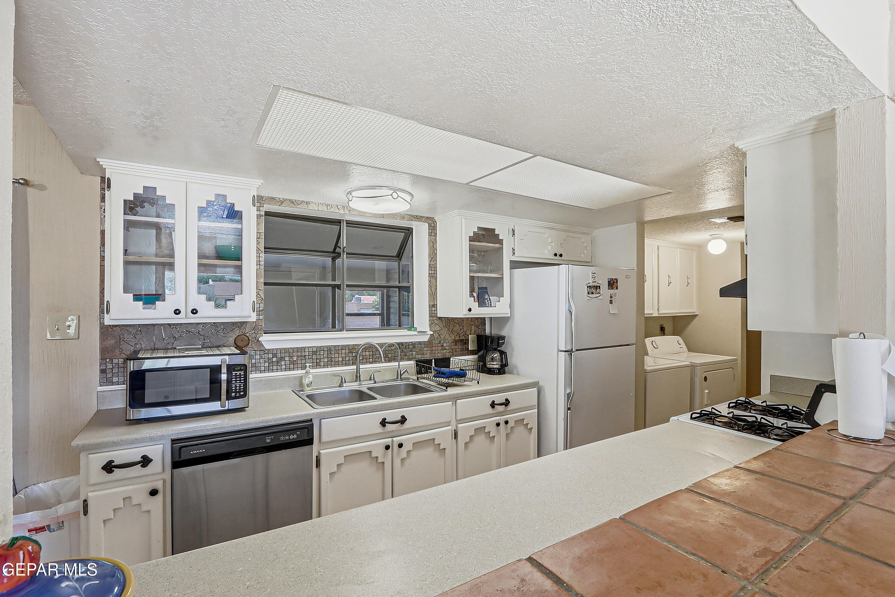 130 S Apache Gold Loop Property Photo 12