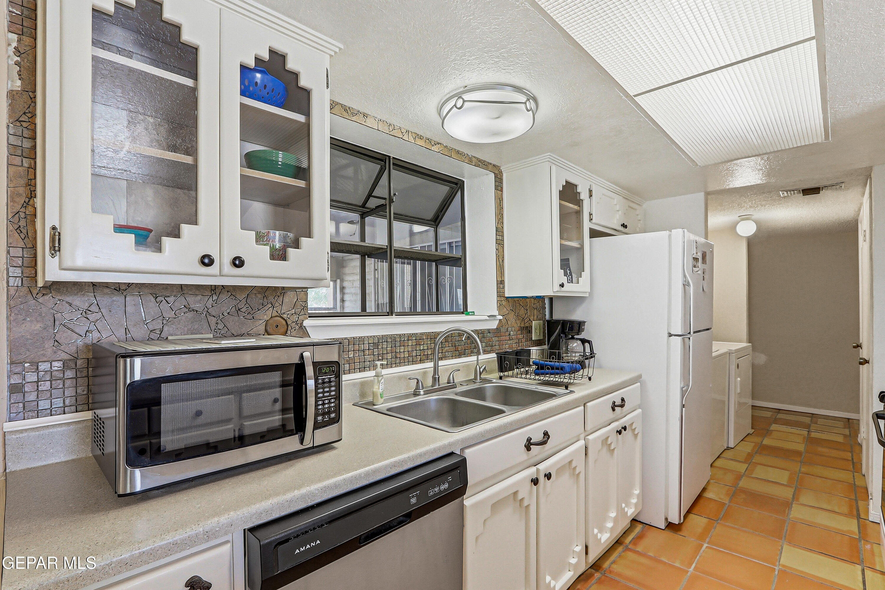 130 S Apache Gold Loop Property Photo 14
