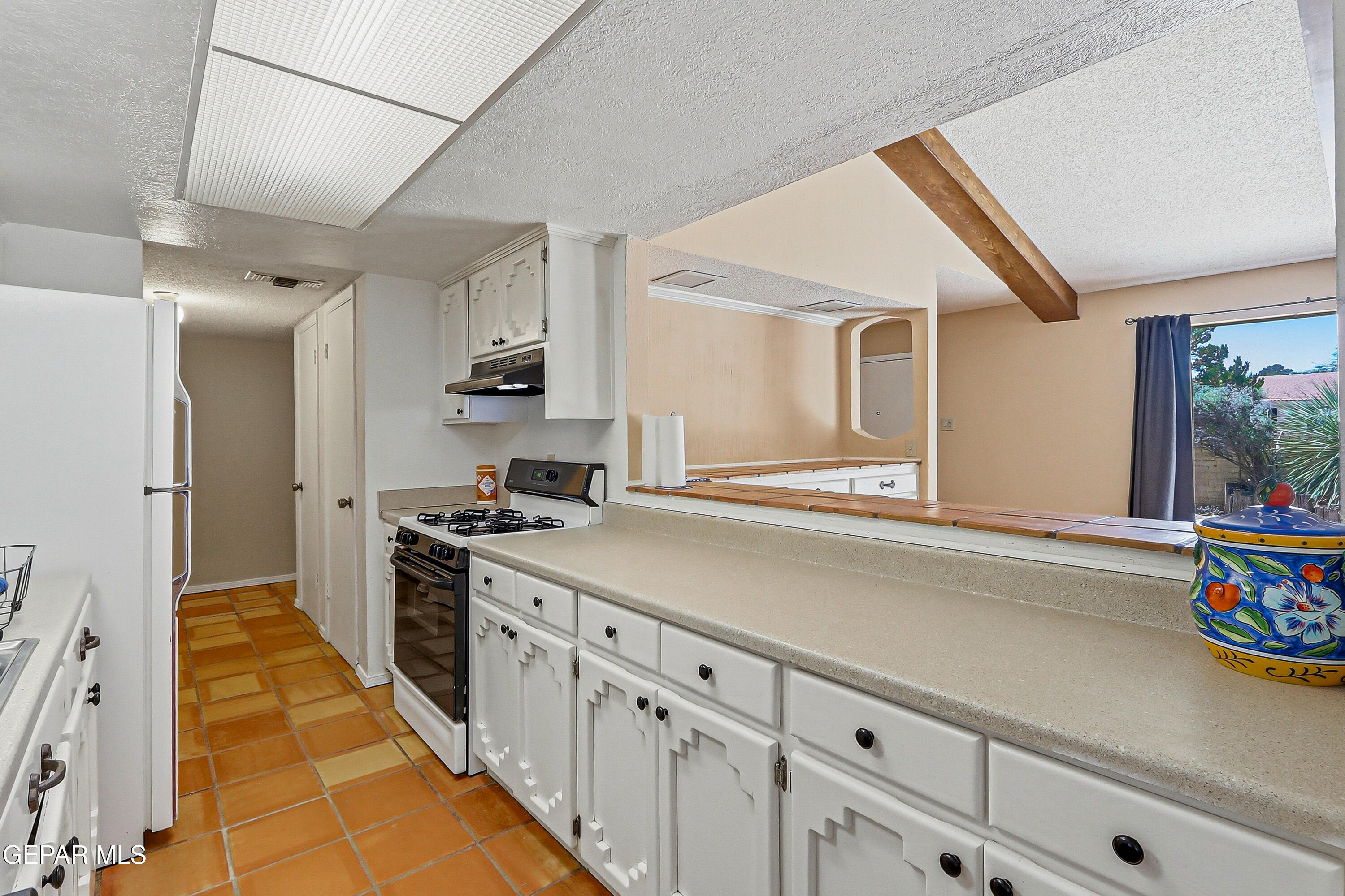 130 S Apache Gold Loop Property Photo 16