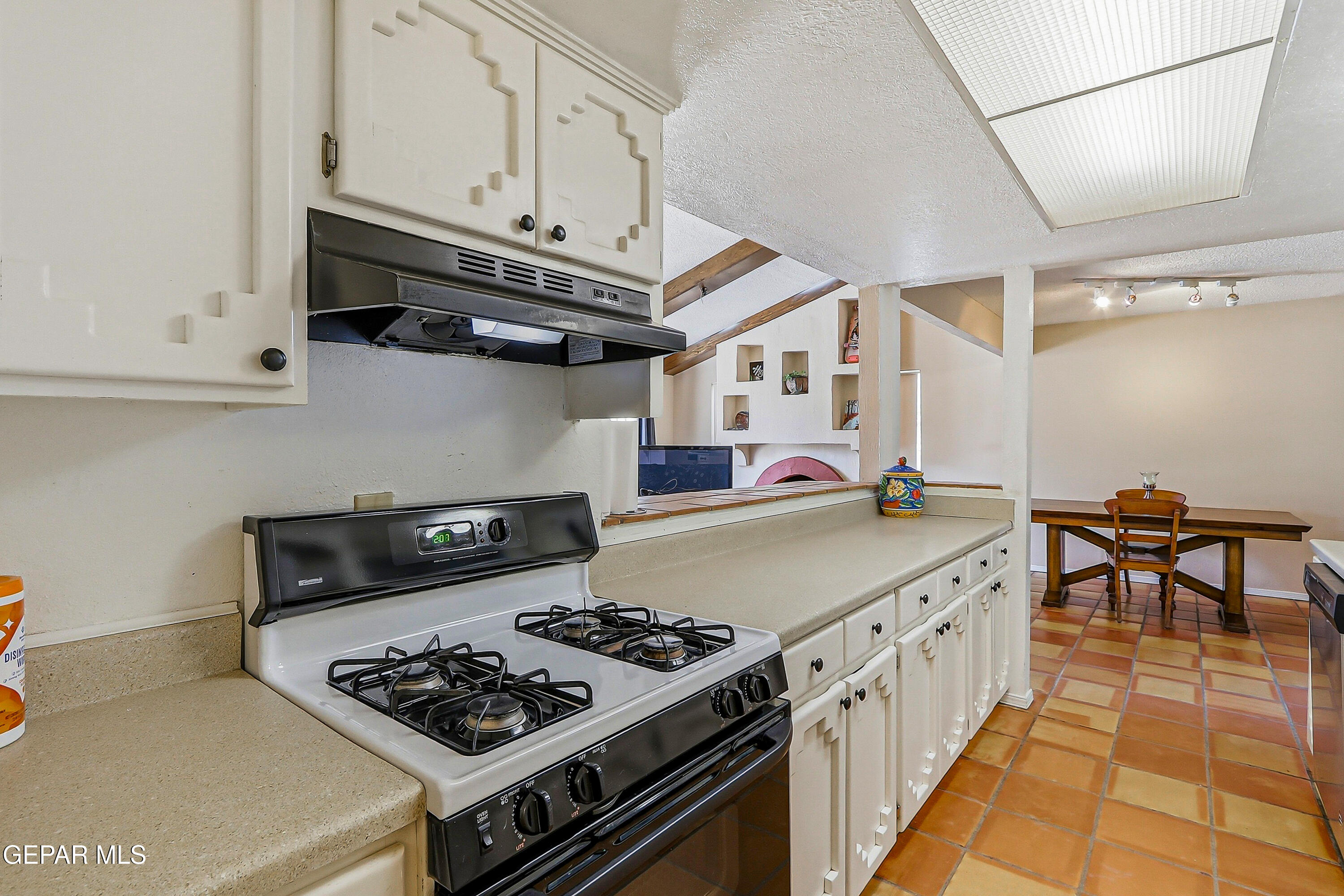 130 S Apache Gold Loop Property Photo 17