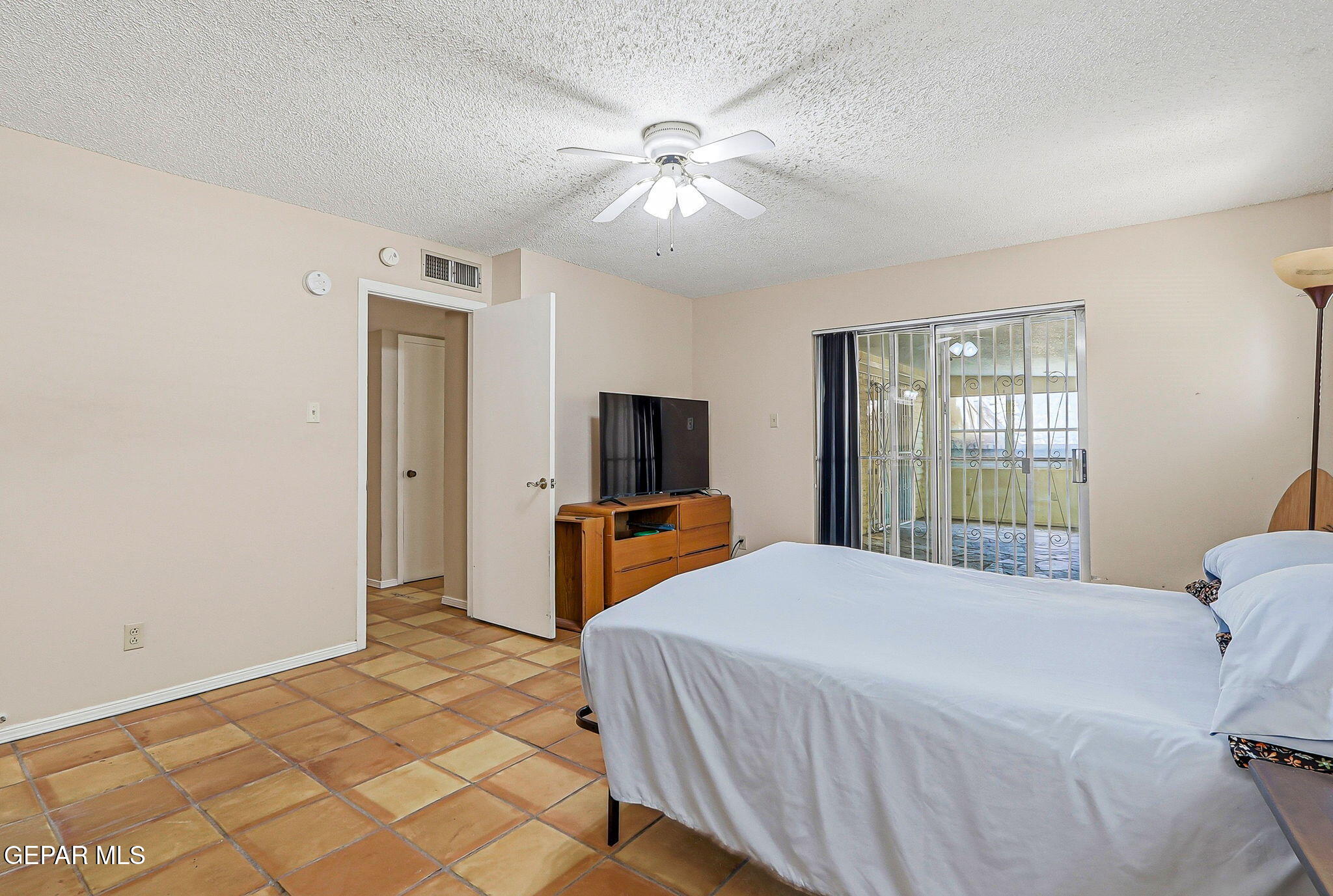 130 S Apache Gold Loop Property Photo 21