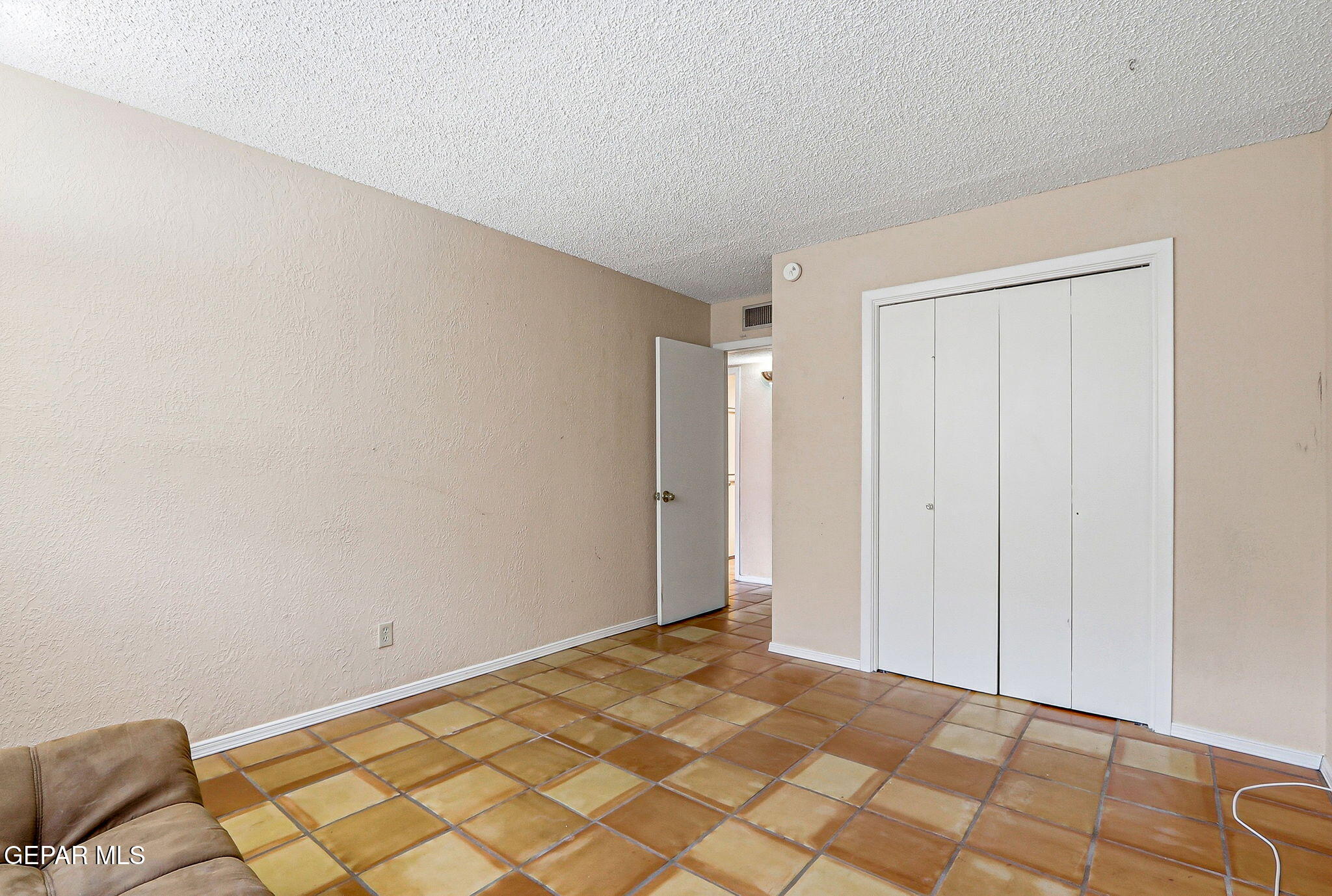 130 S Apache Gold Loop Property Photo 25