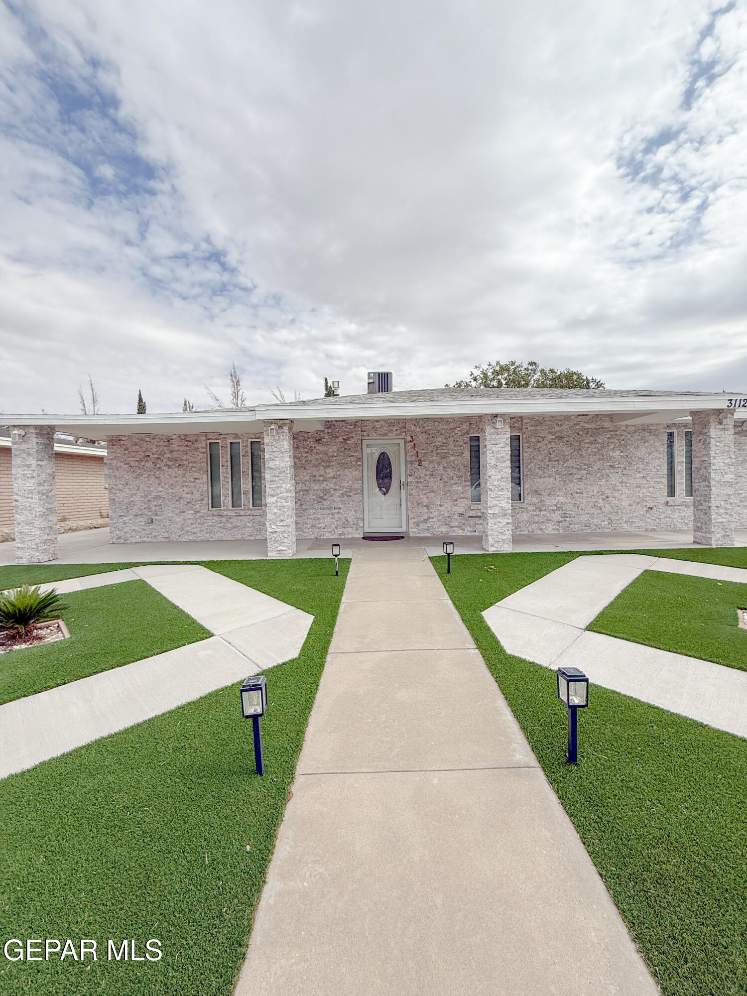 3112 Eads Place Property Photo 1