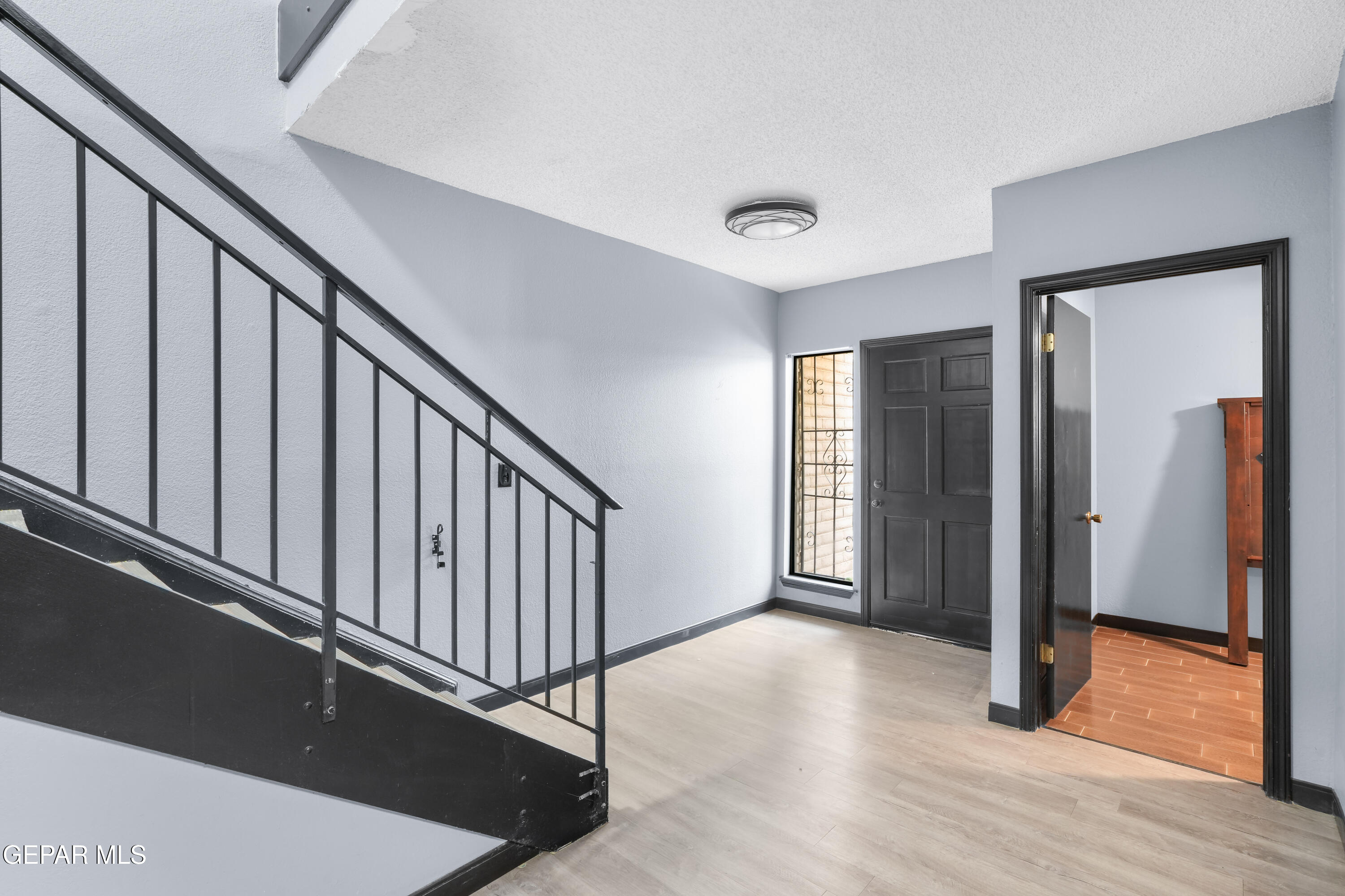 4614 N Stanton Street F38 Property Photo 6