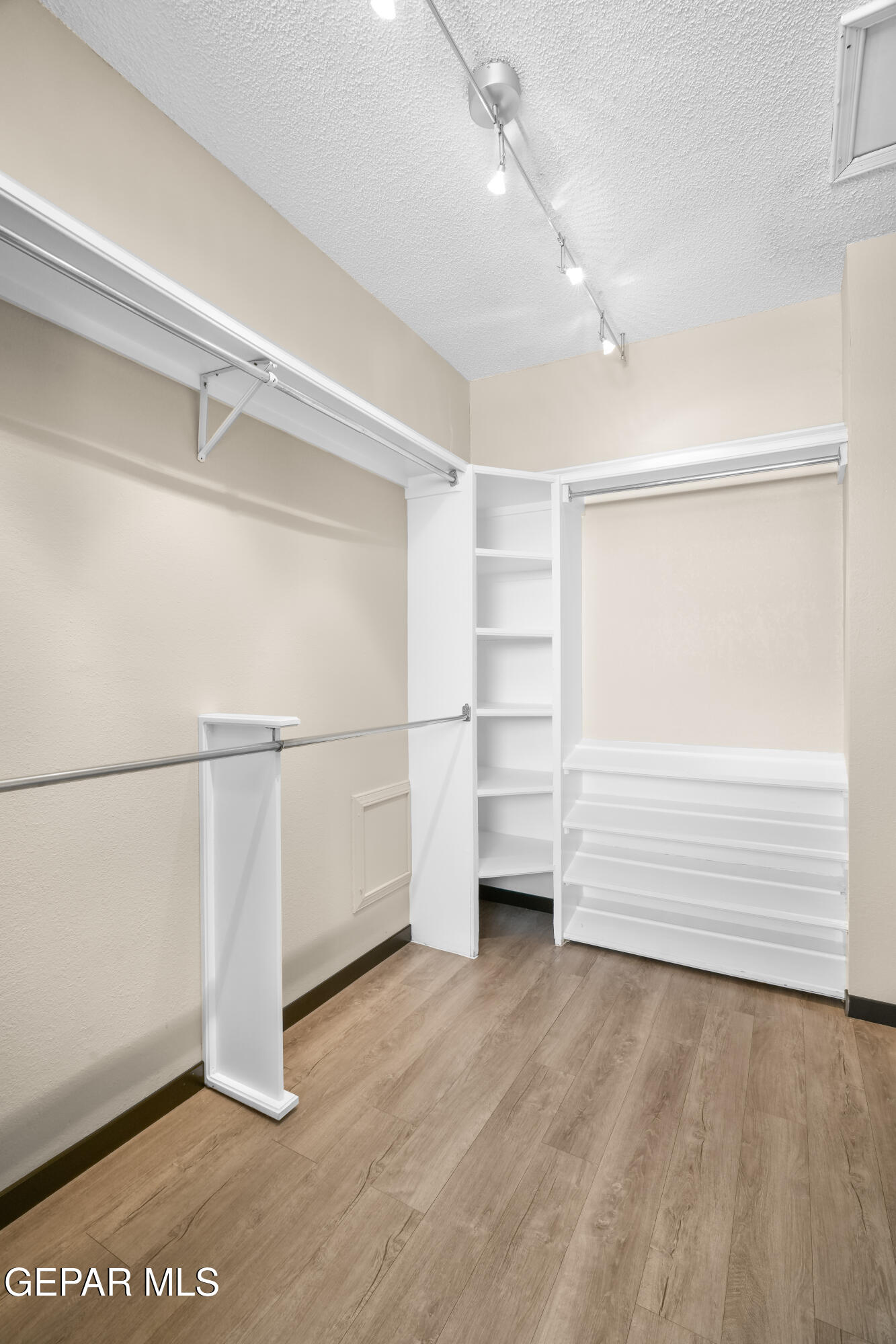 4614 N Stanton Street F38 Property Photo 44