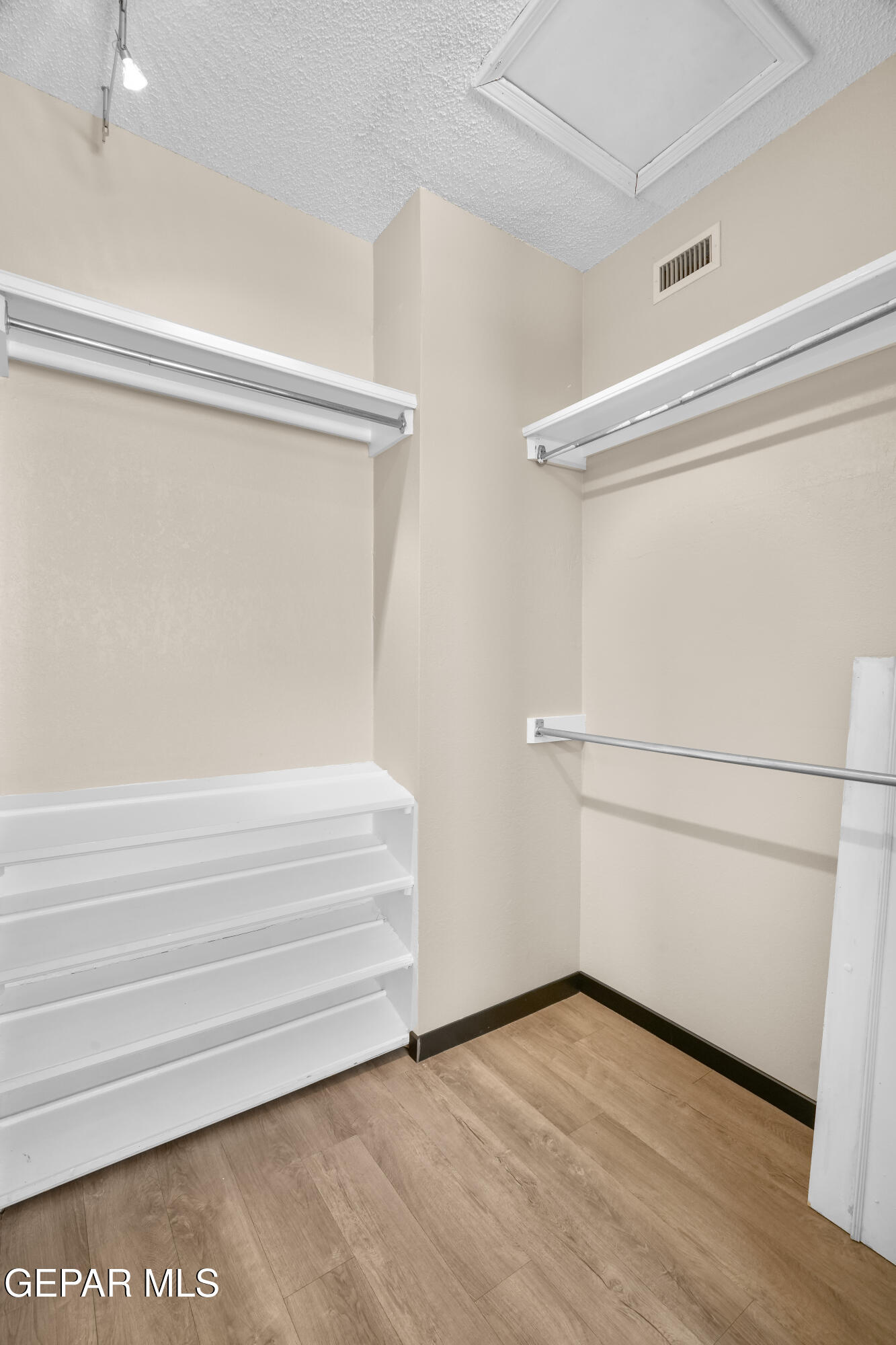 4614 N Stanton Street F38 Property Photo 45
