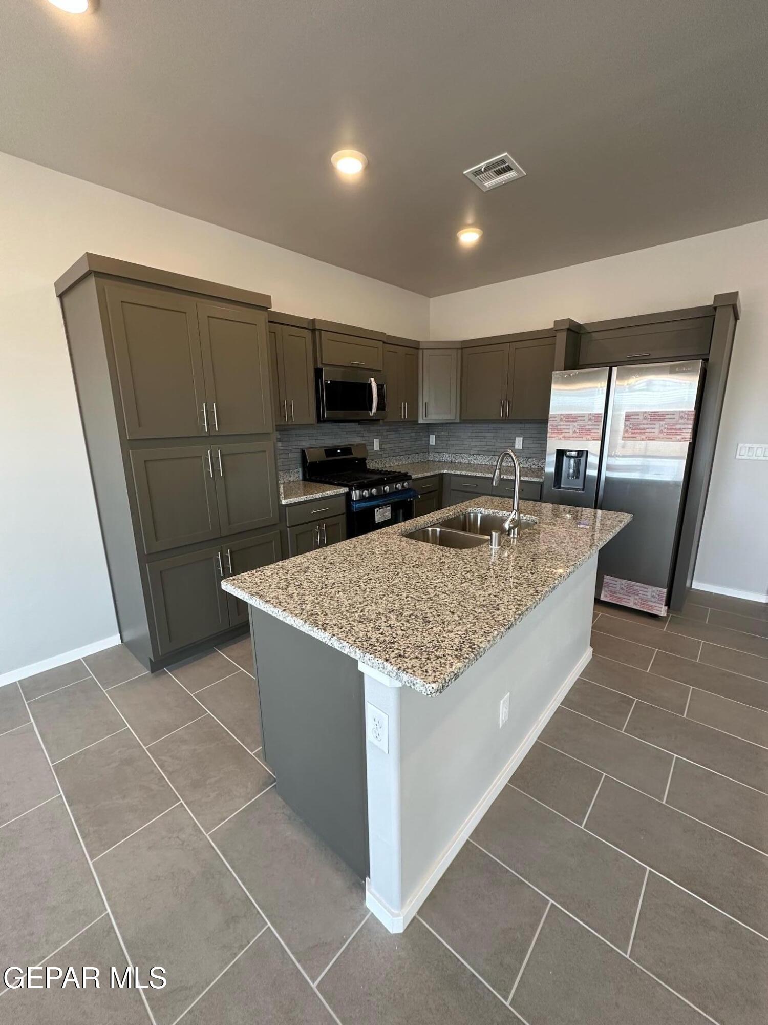 13049 Stanwick Drive Property Photo 4