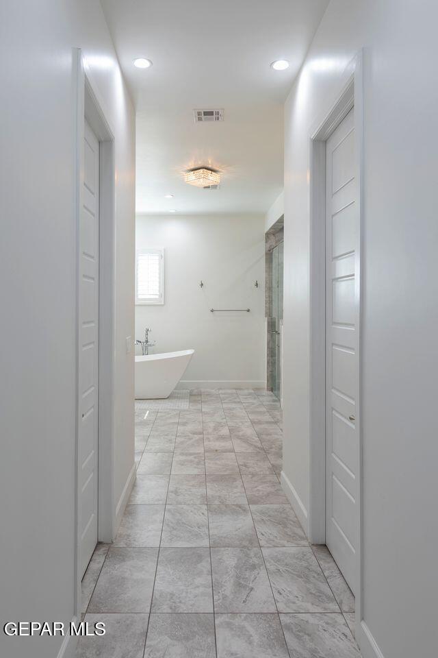 5404 E River Lane Property Photo 23
