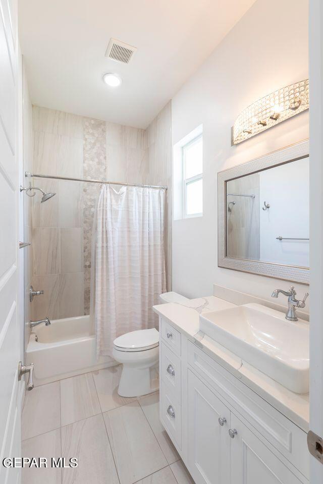 5404 E River Lane Property Photo 32