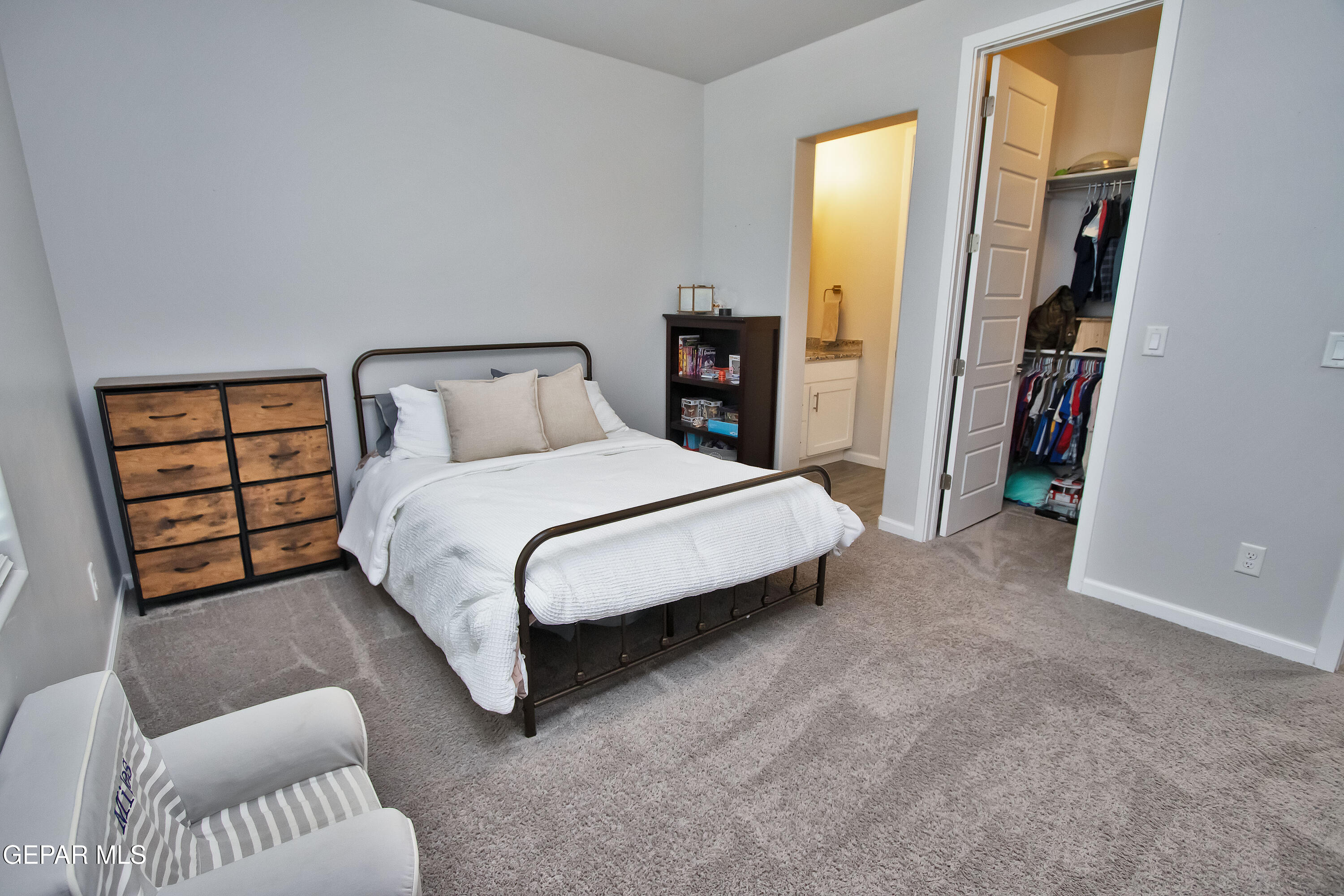 7373 Cimarron Gap Drive Property Photo 16