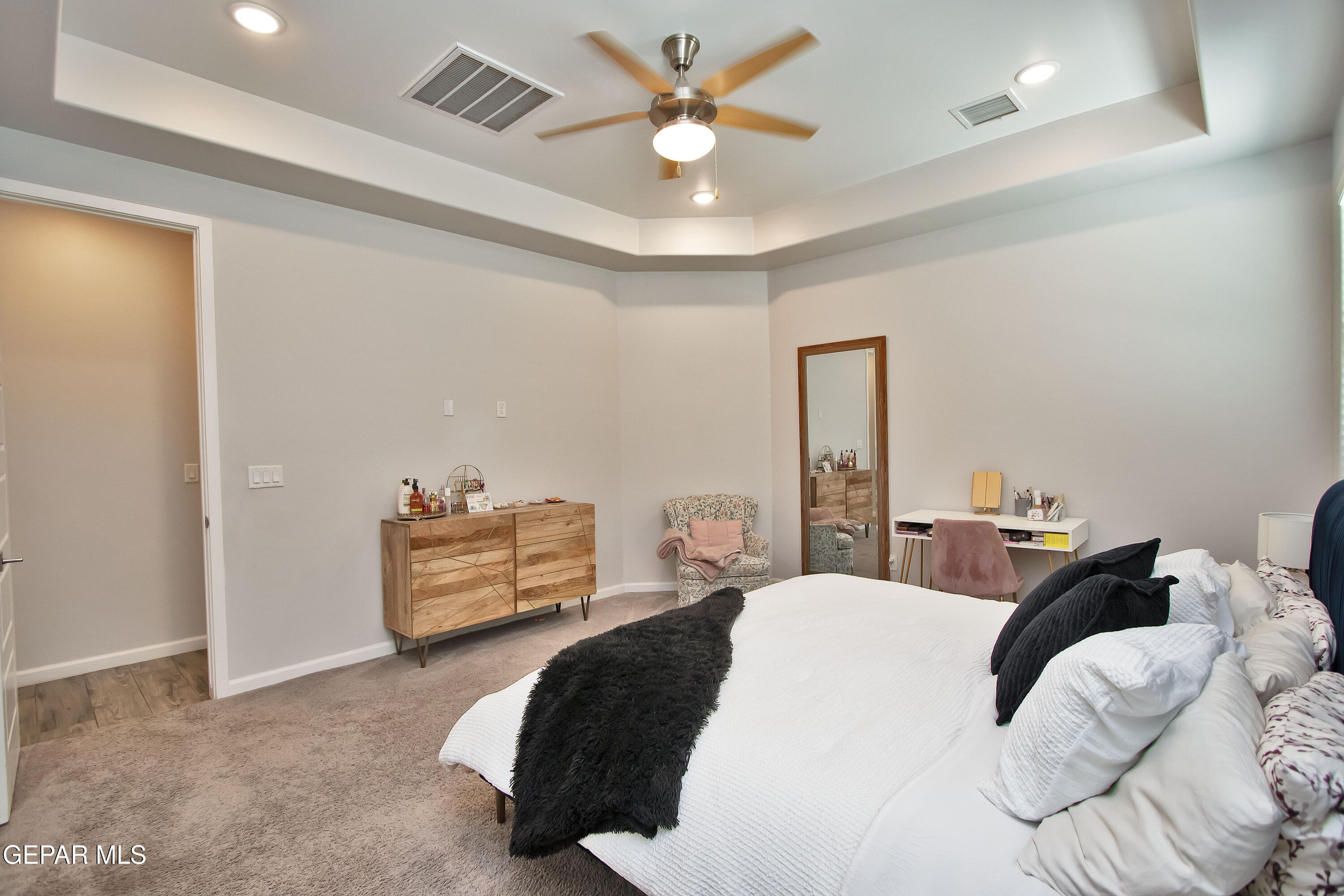 7373 Cimarron Gap Drive Property Photo 36