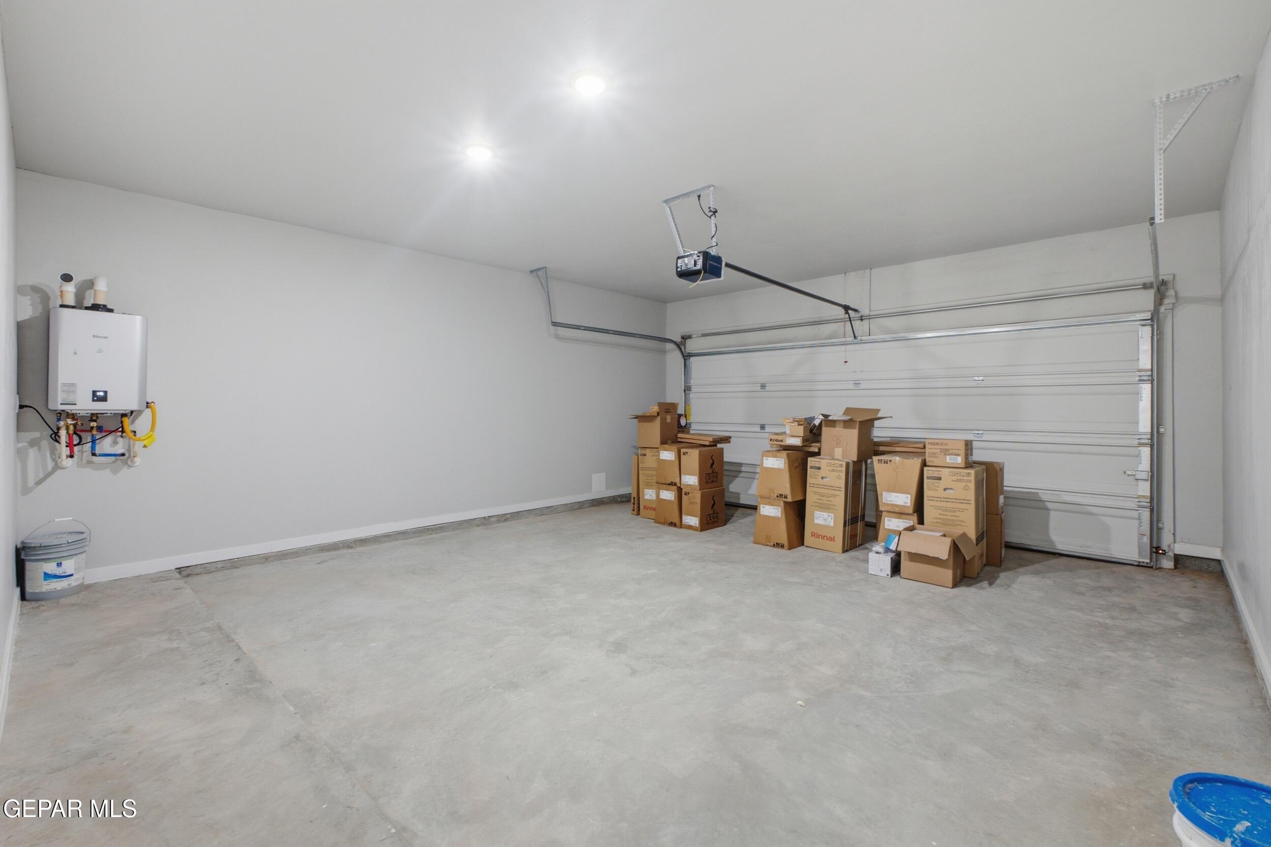12125 Sanaa Drive Property Photo 32