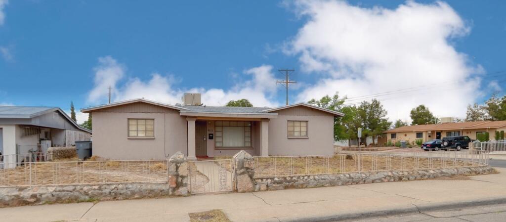965 BENNETT Place