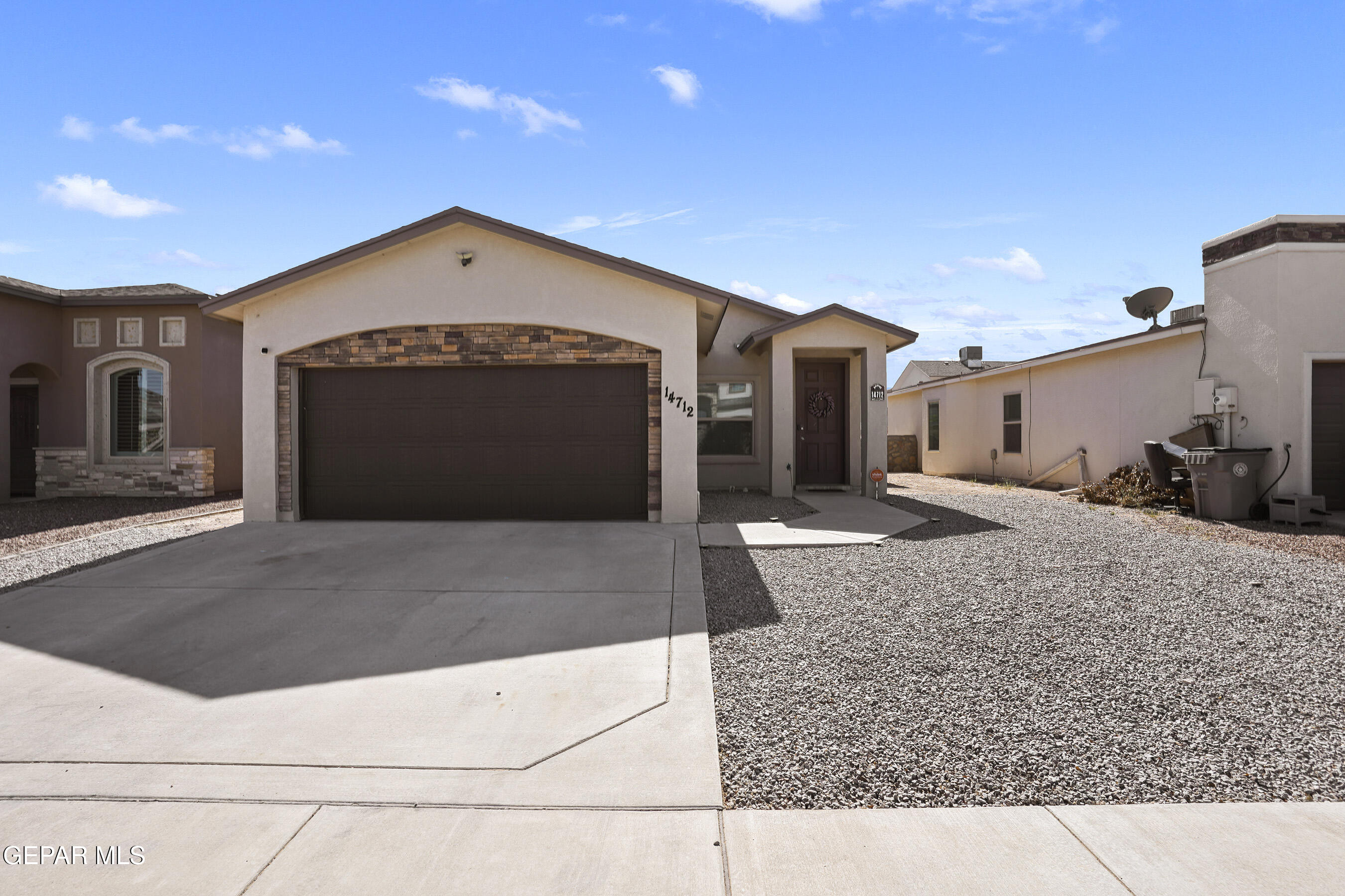14712 DAVID LATIN Property Photo 1