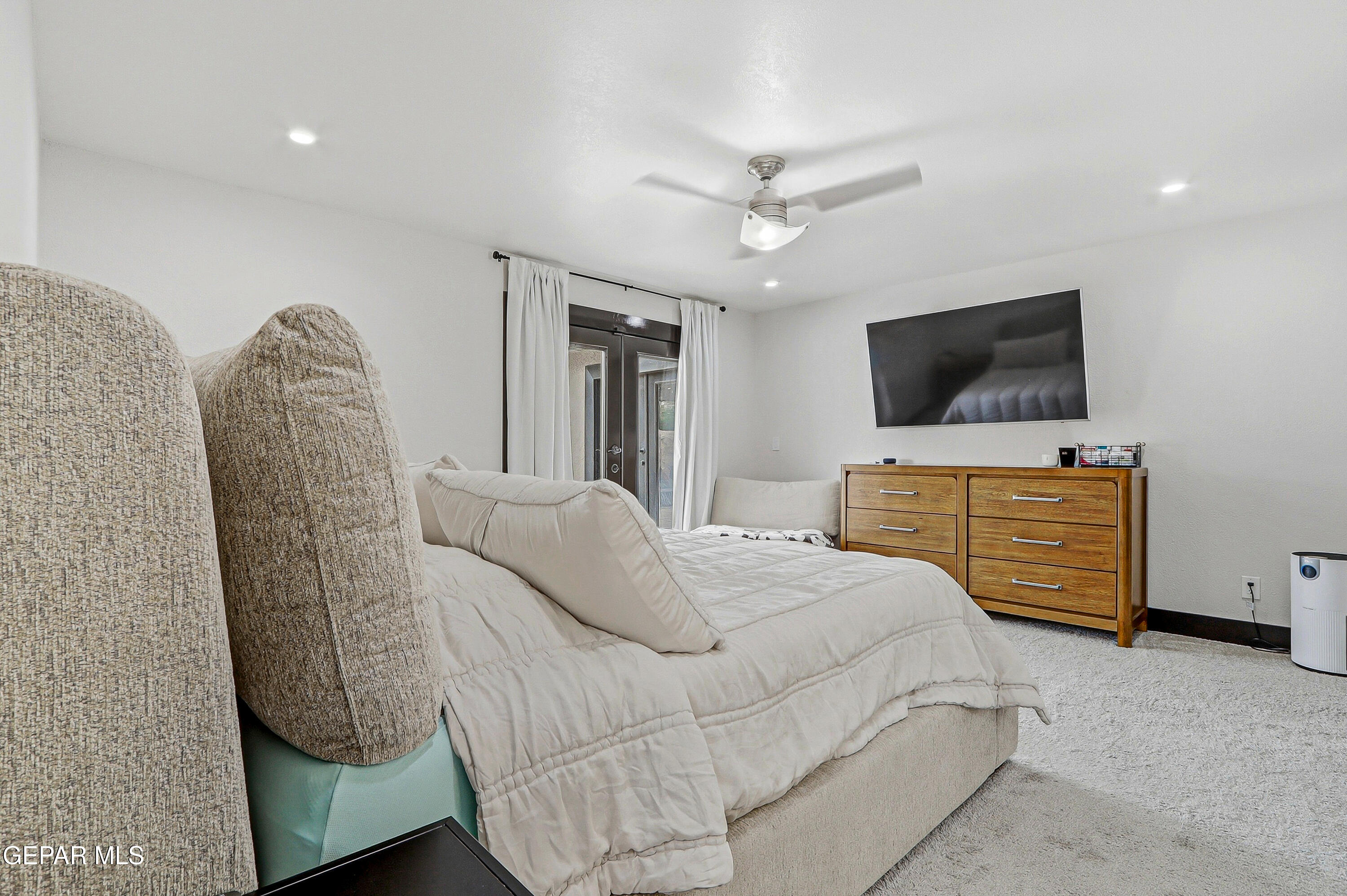 10101 Woodway Drive Property Photo 23