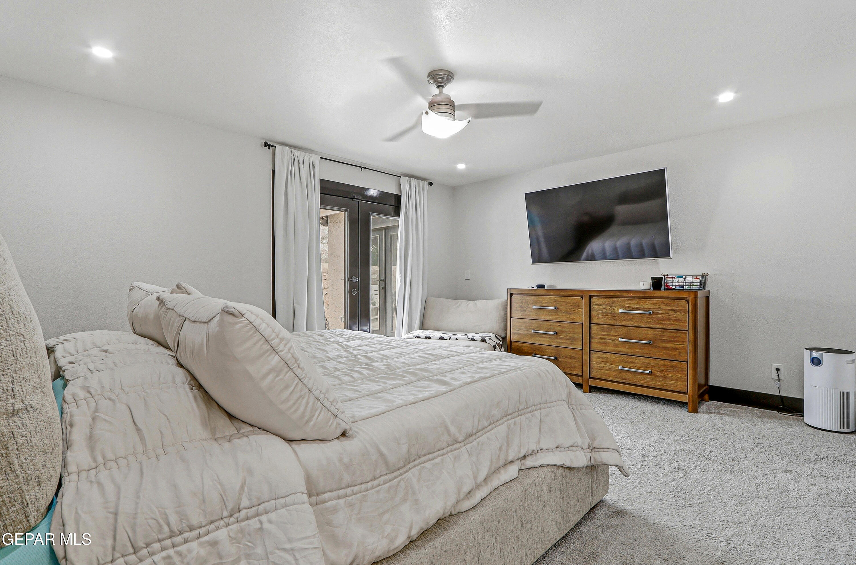 10101 Woodway Drive Property Photo 24