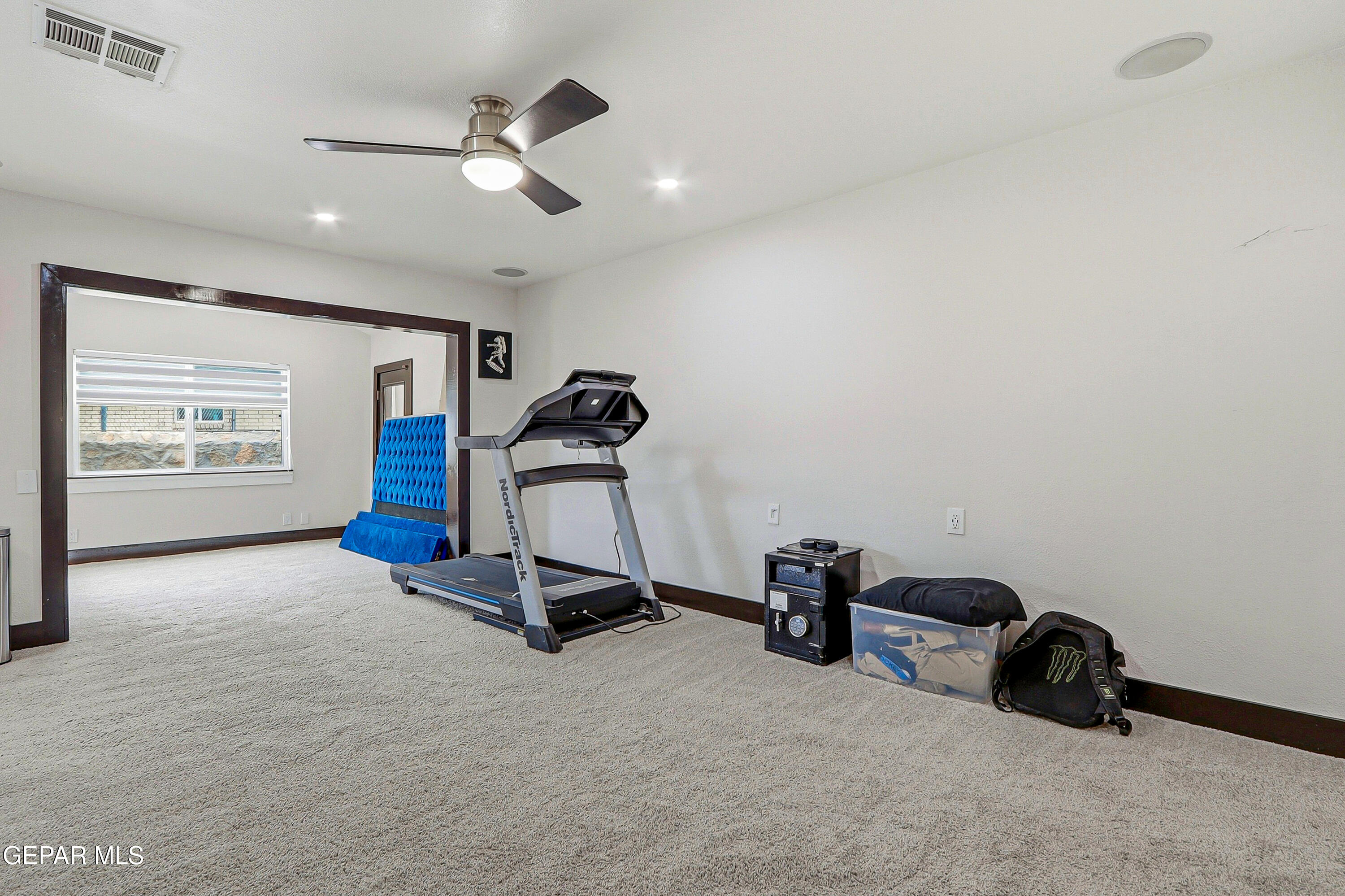 10101 Woodway Drive Property Photo 34