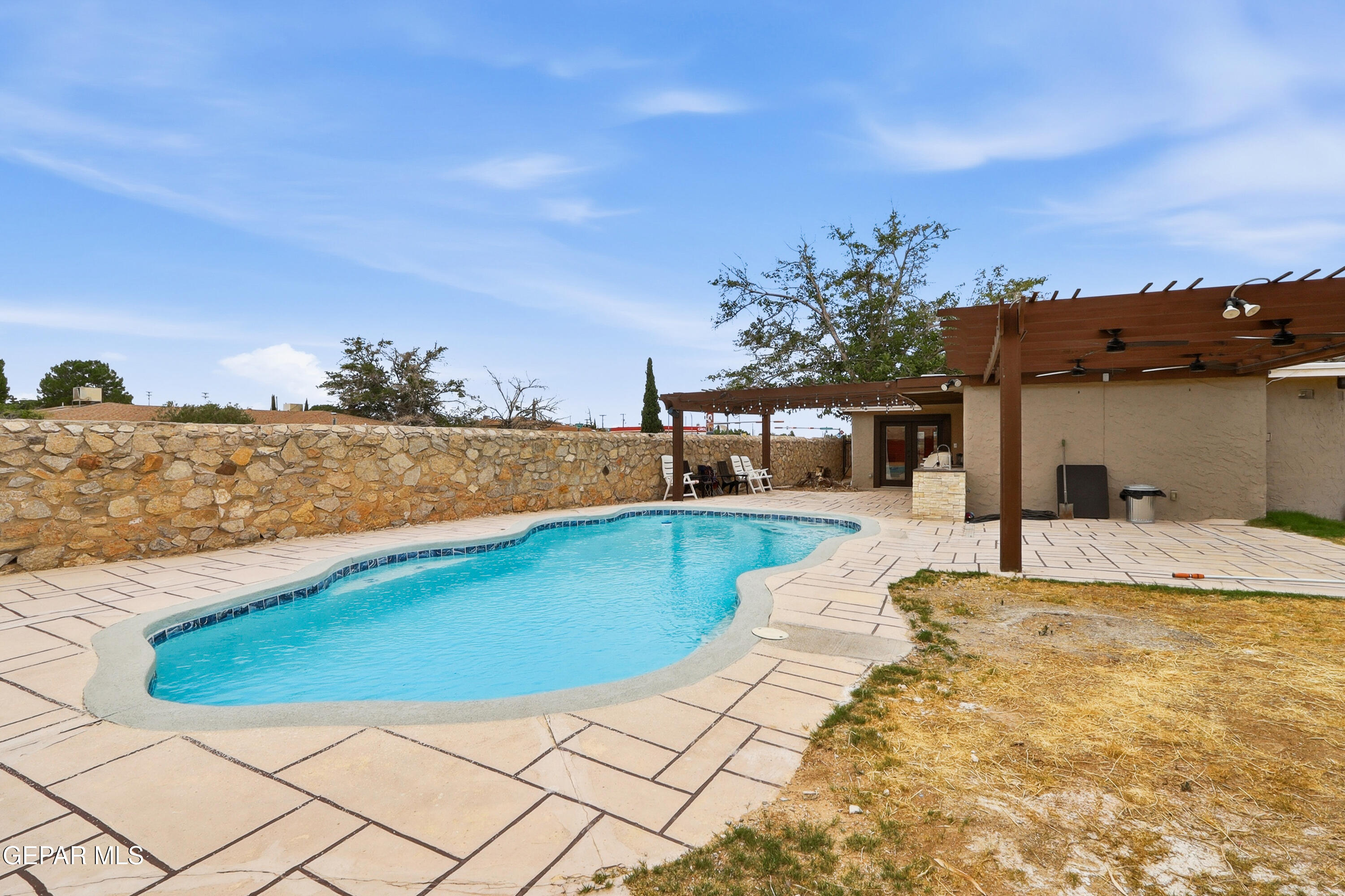 10101 Woodway Drive Property Photo 48