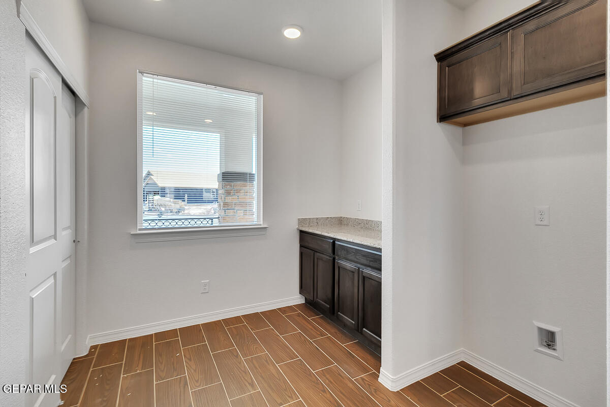 3845 Object Place Property Photo 5