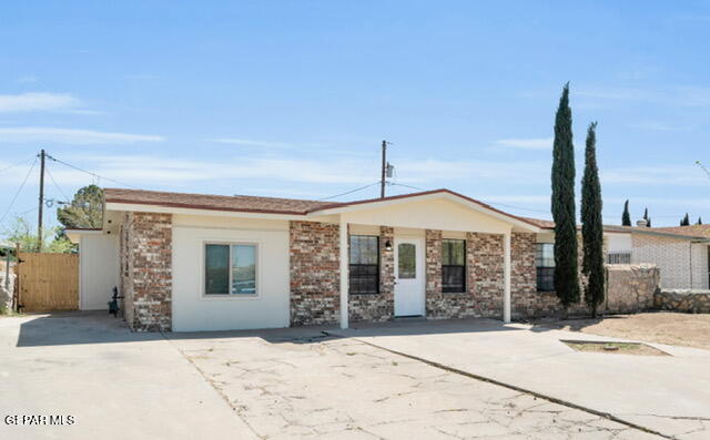 404 Rocca Lane Property Photo 1
