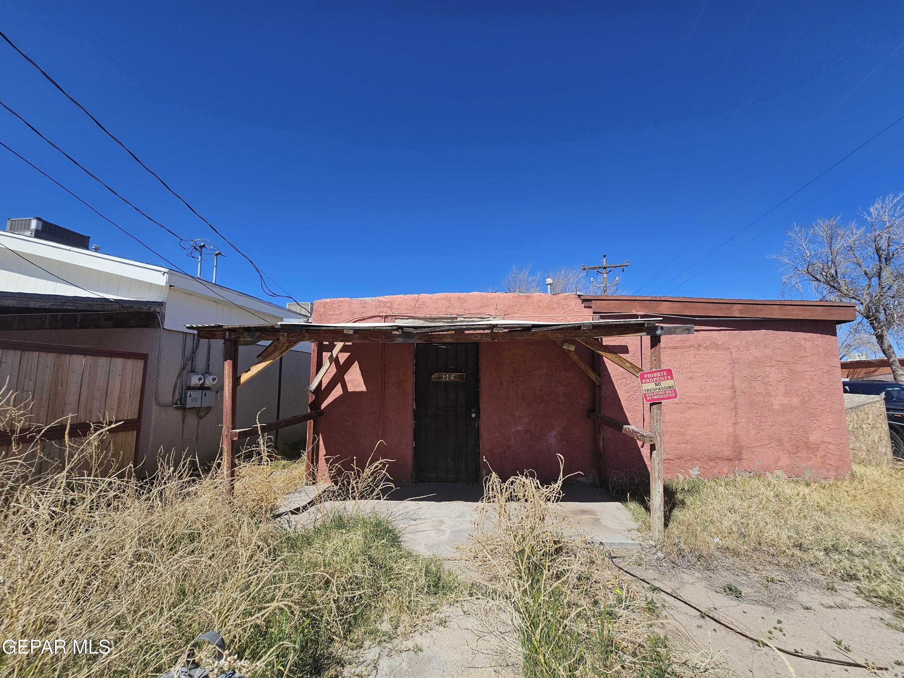 645 E CHESTNUT Avenue Property Photo 1