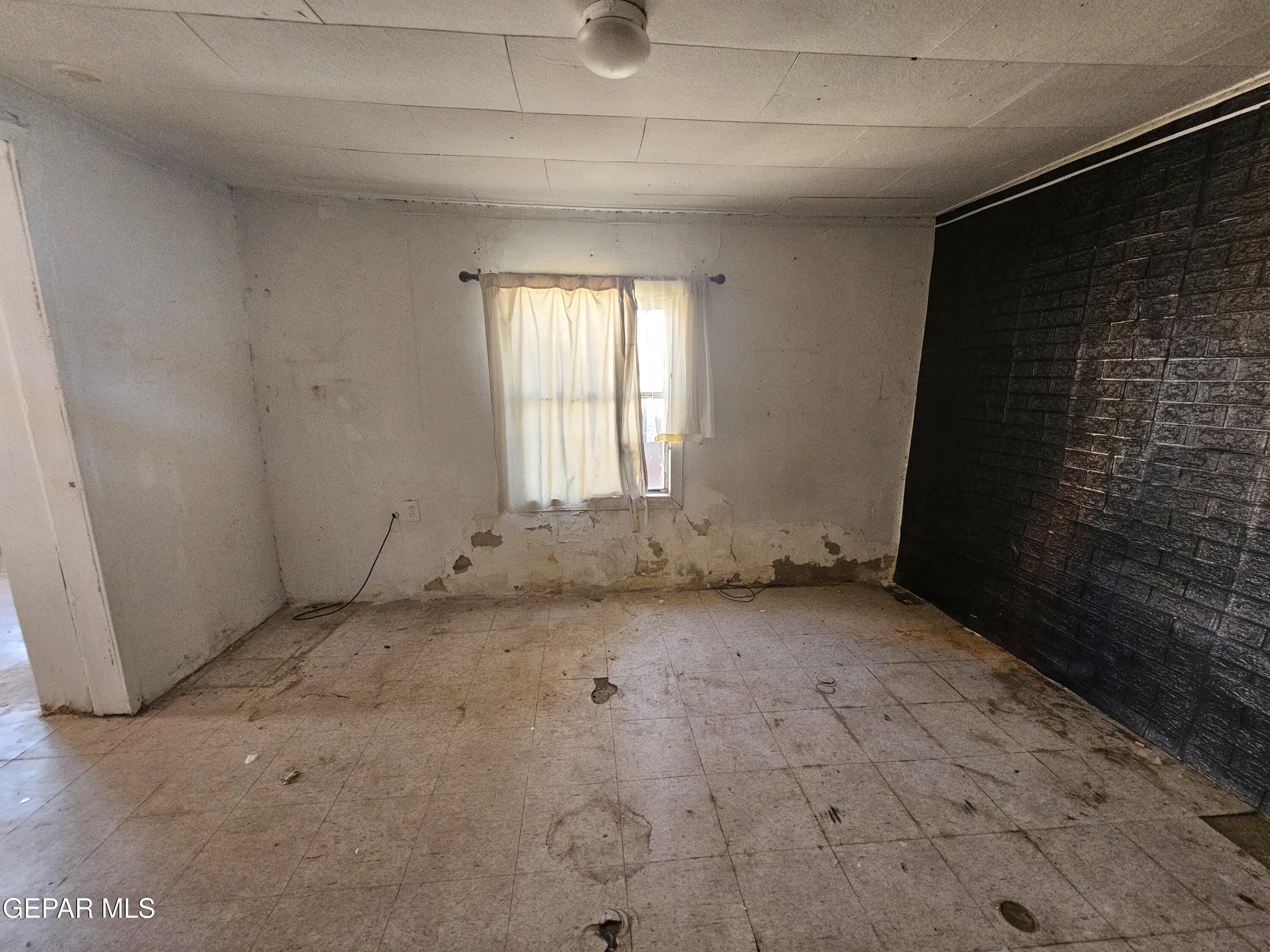 645 E Chestnut Avenue Property Photo 6