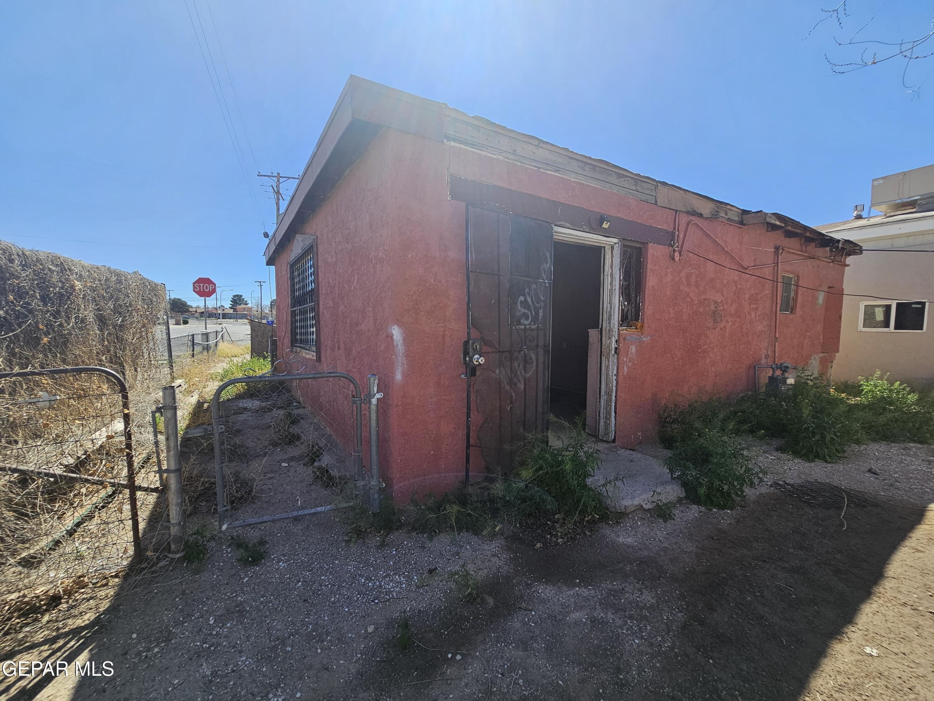 645 E Chestnut Avenue Property Photo 16