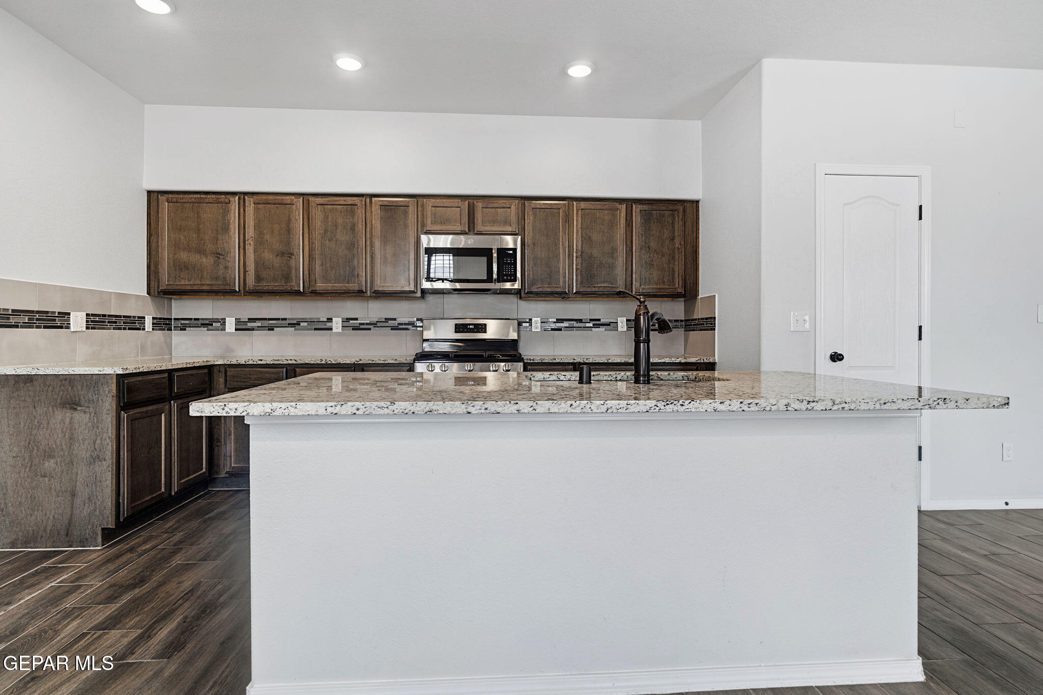 12249 Desert Vista Avenue Property Photo 12