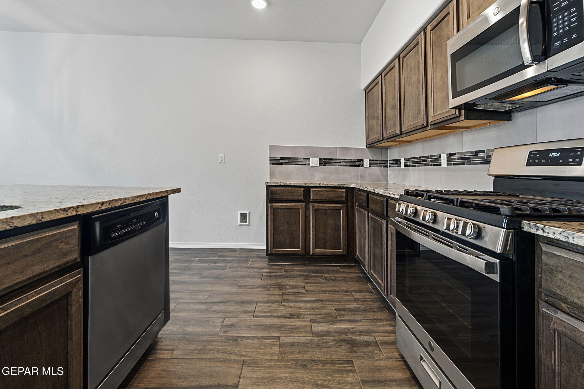 12249 Desert Vista Avenue Property Photo 14