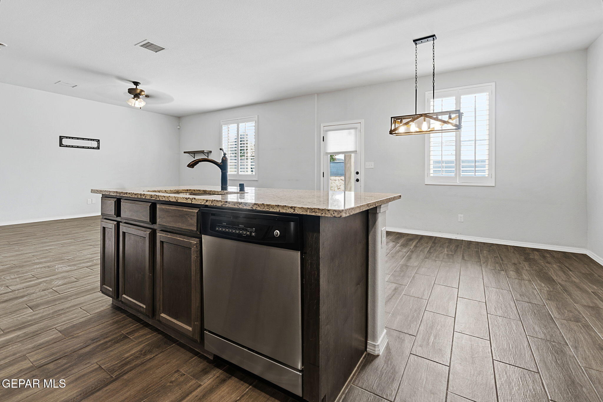 12249 Desert Vista Avenue Property Photo 17