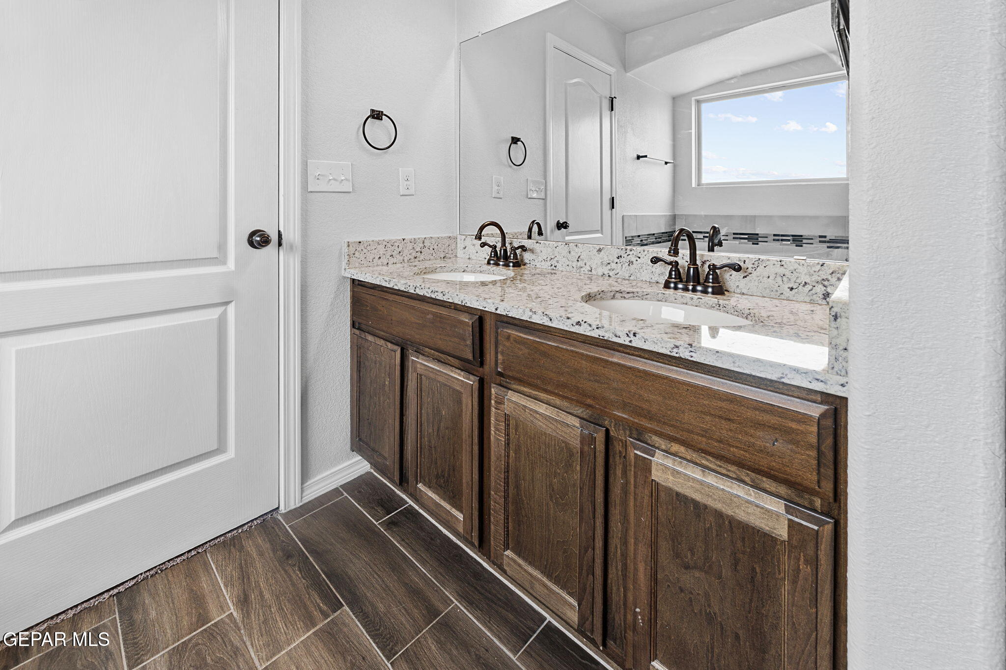 12249 Desert Vista Avenue Property Photo 24