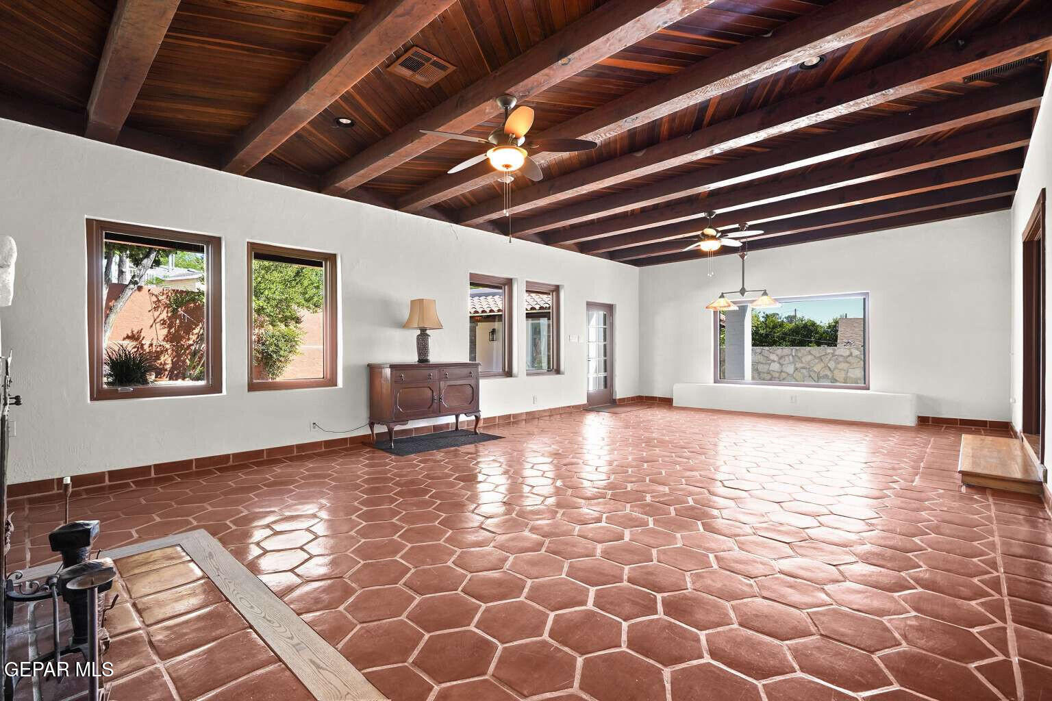 1232 Galloway Drive Property Photo 8