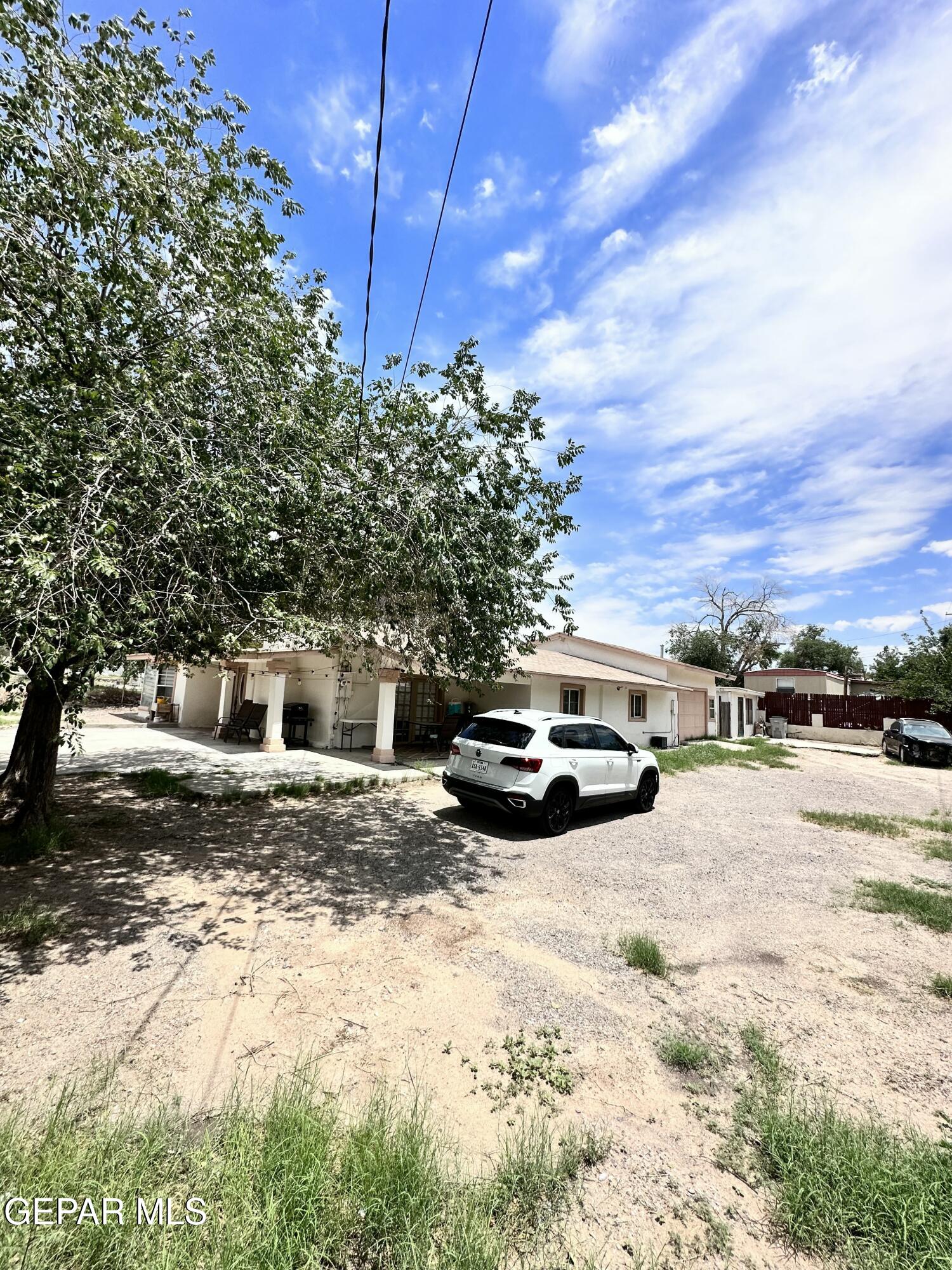 200 Edgar Road Property Photo 2