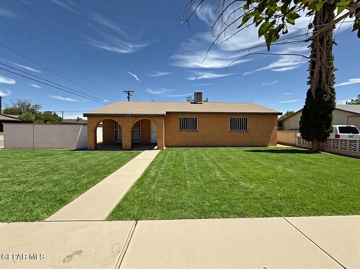 501 Eduardo Street Property Photo 1