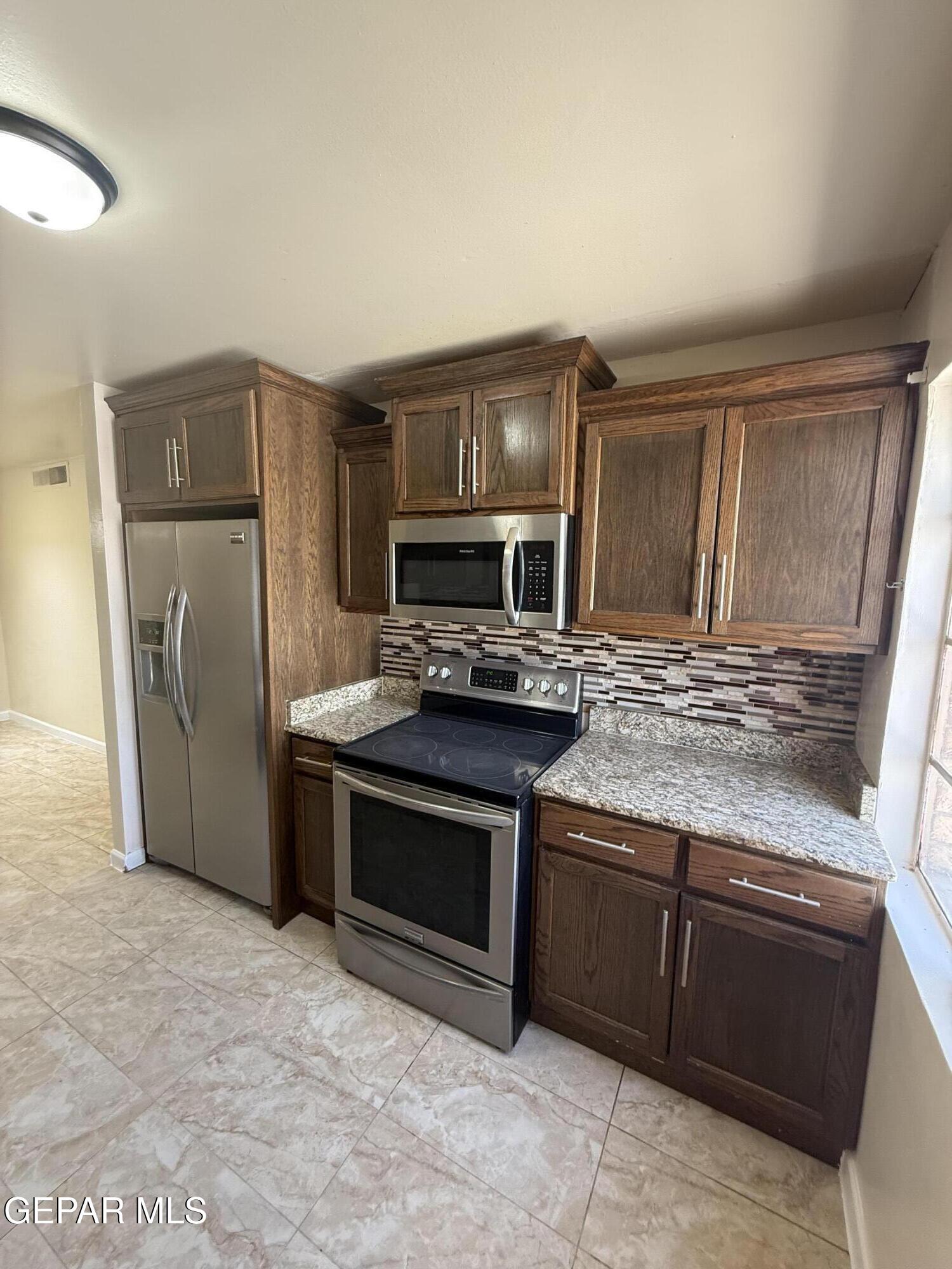 501 Eduardo Street Property Photo 16