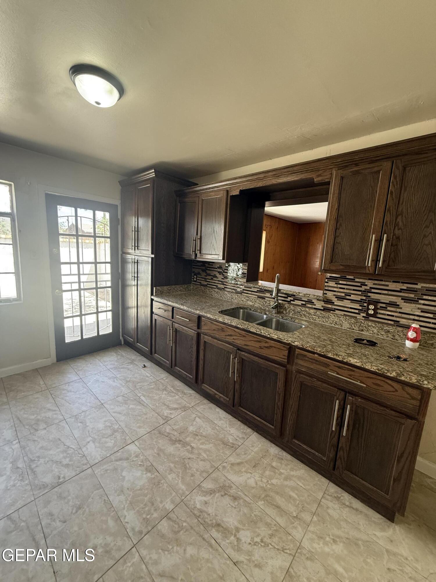501 Eduardo Street Property Photo 18