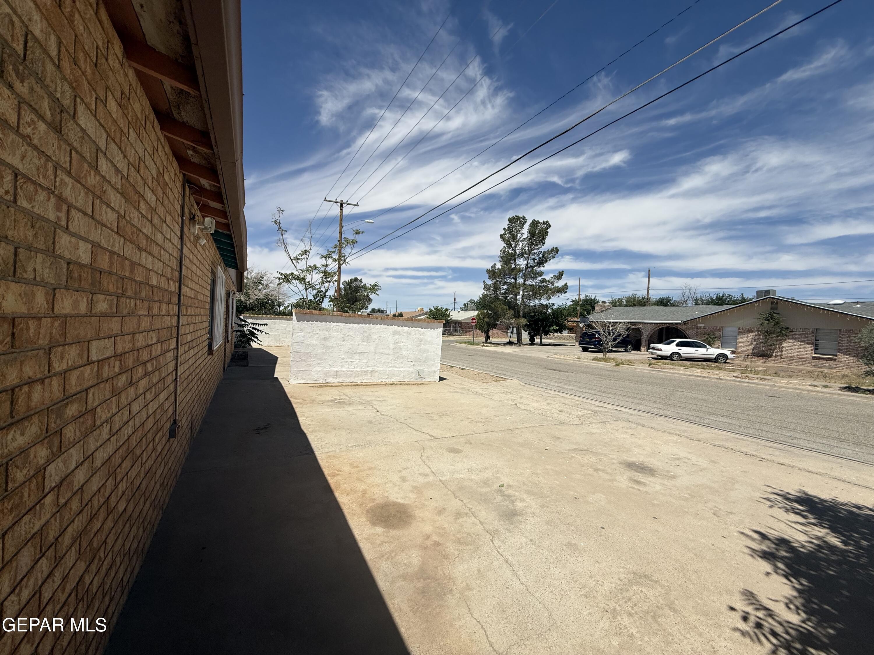501 Eduardo Street Property Photo 27