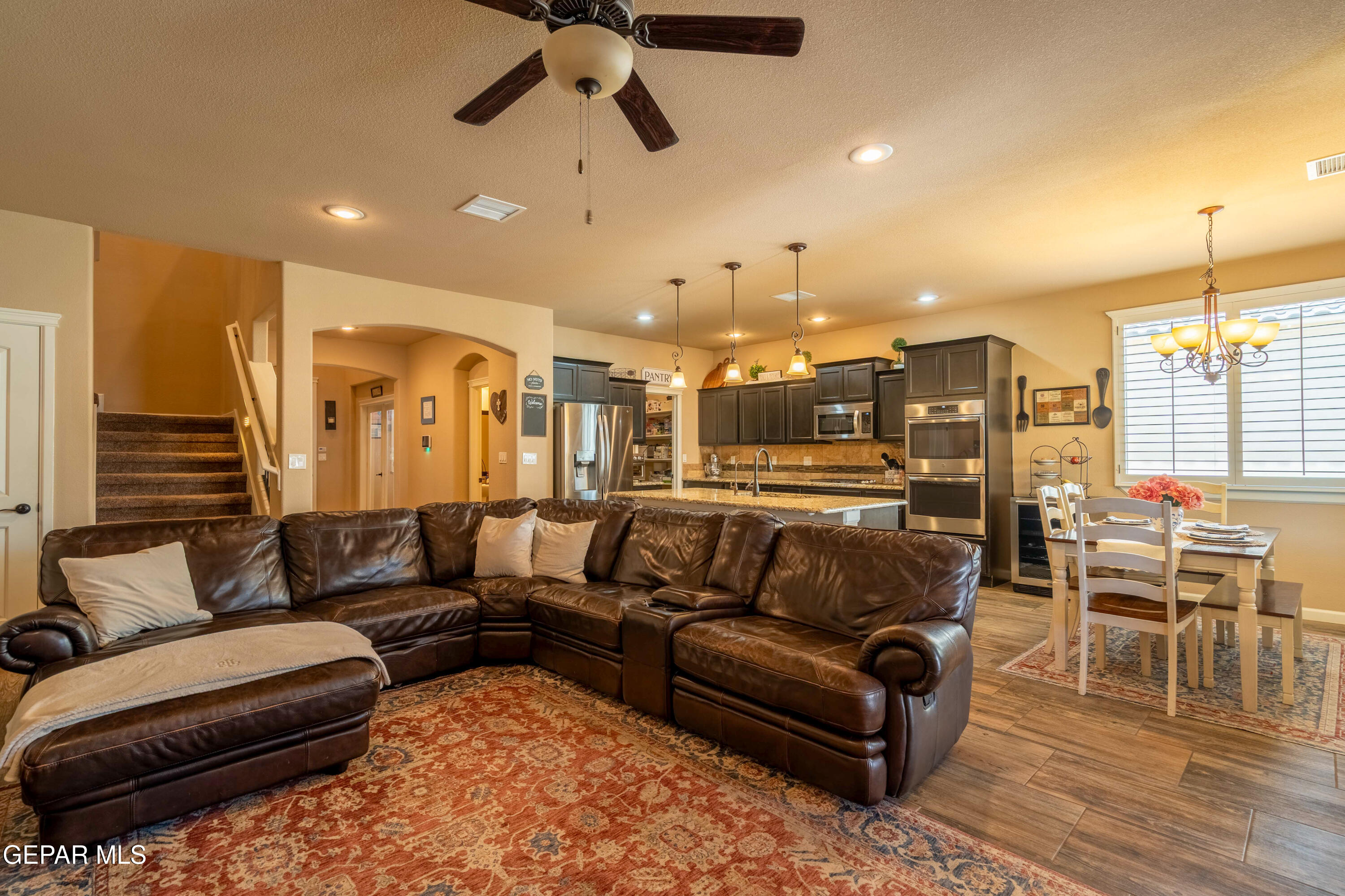 7730 Enchanted View Drive Property Photo 9