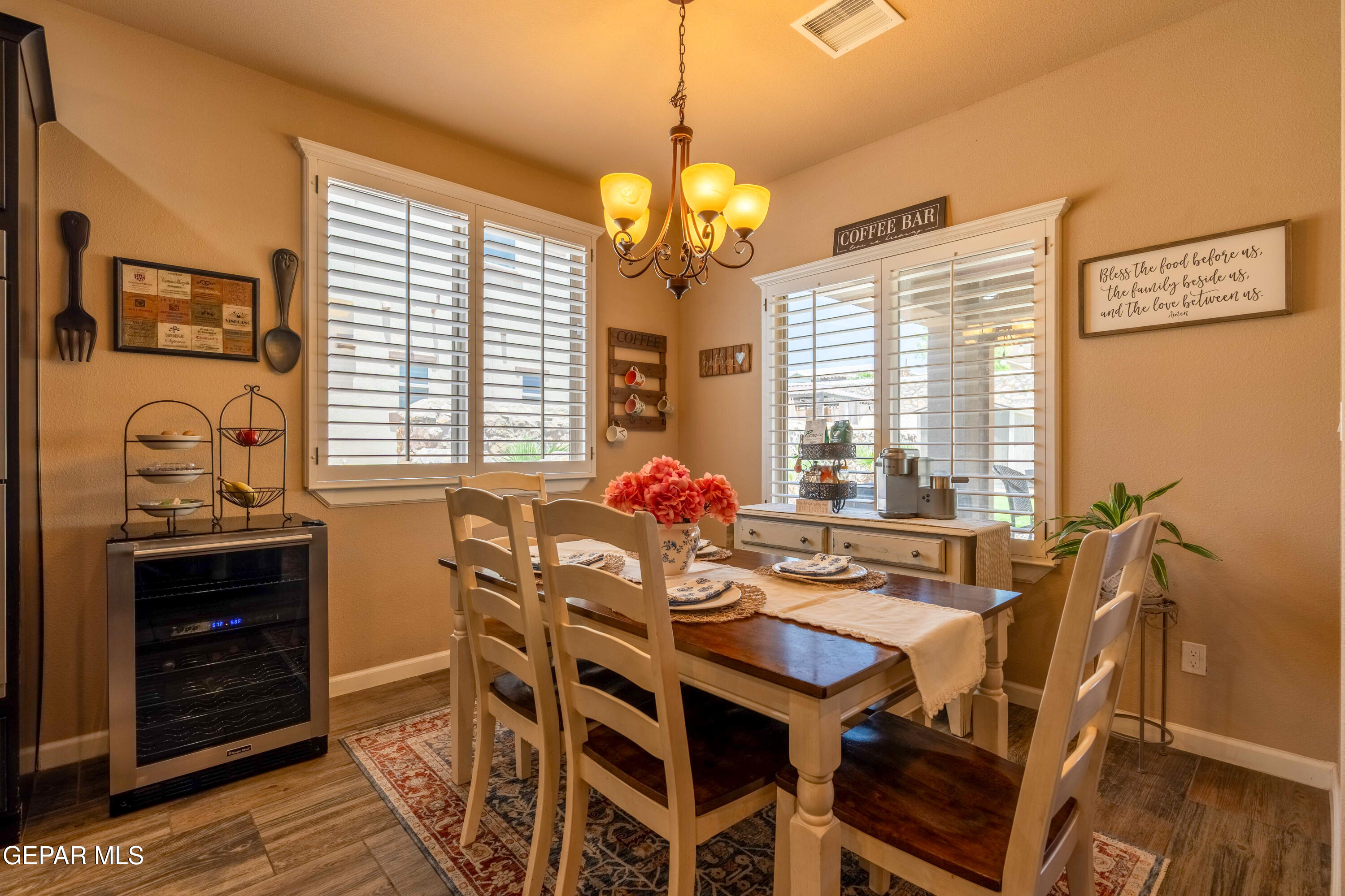 7730 Enchanted View Drive Property Photo 12