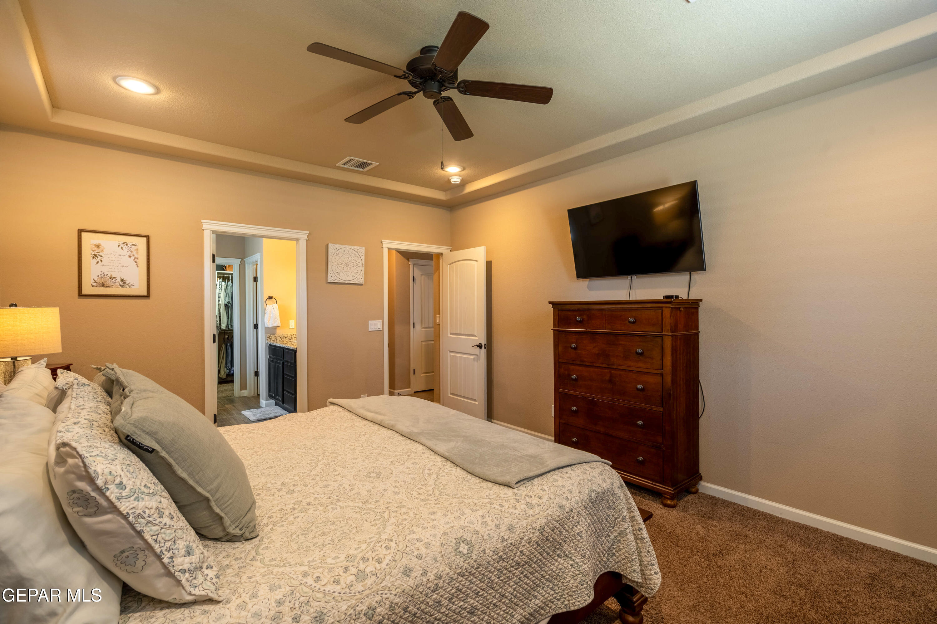 7730 Enchanted View Drive Property Photo 16
