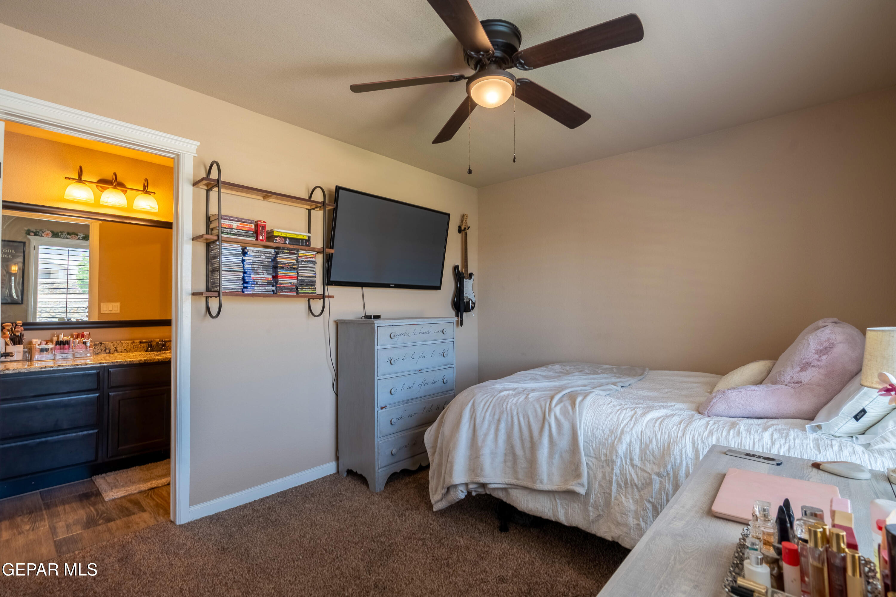 7730 Enchanted View Drive Property Photo 26