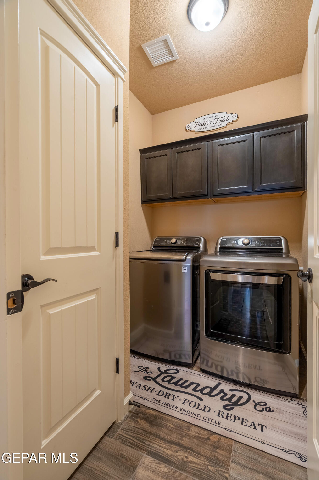 7730 Enchanted View Drive Property Photo 40