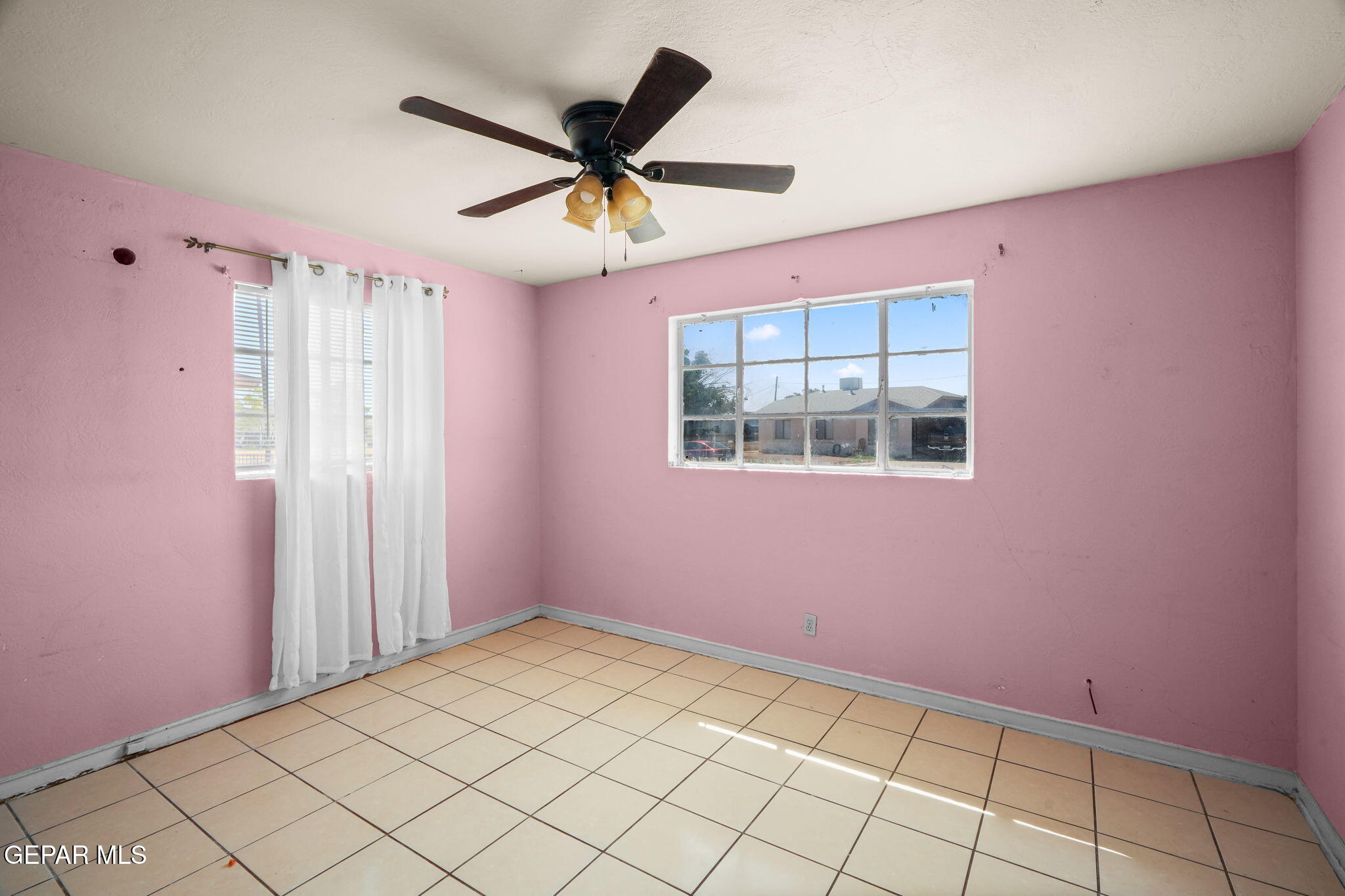 323 Vivian Drive Property Photo 19