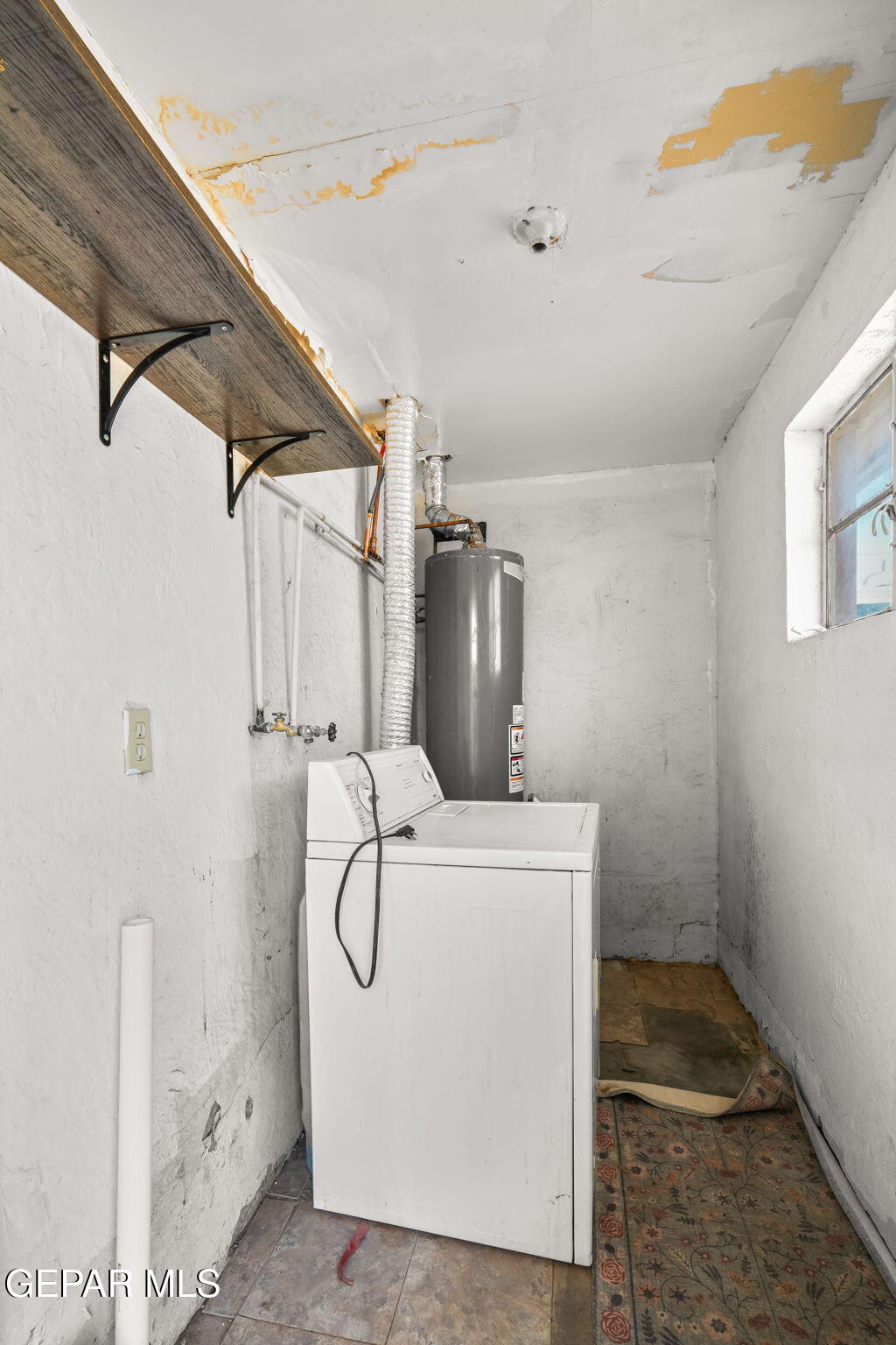 323 Vivian Drive Property Photo 21