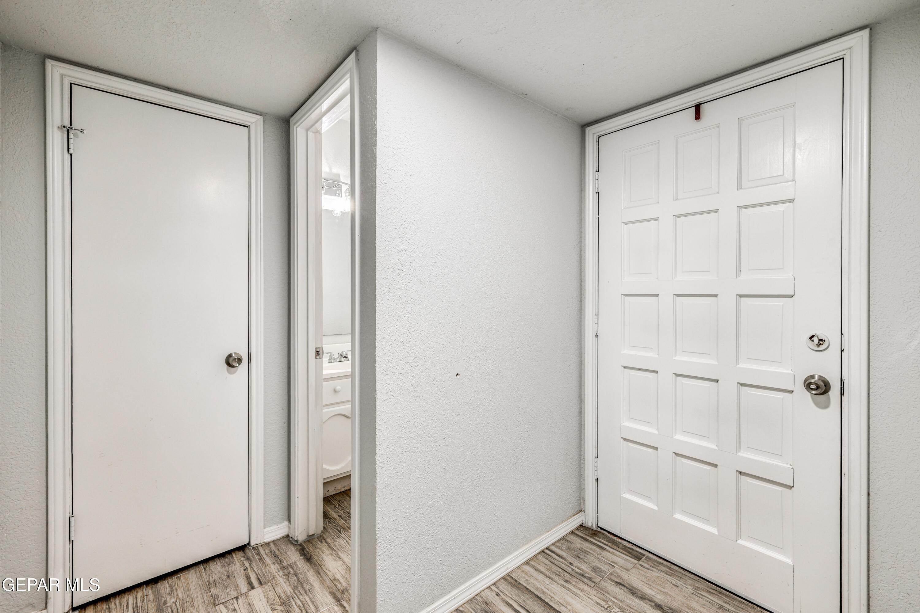 421 Irondale Drive E Property Photo 7